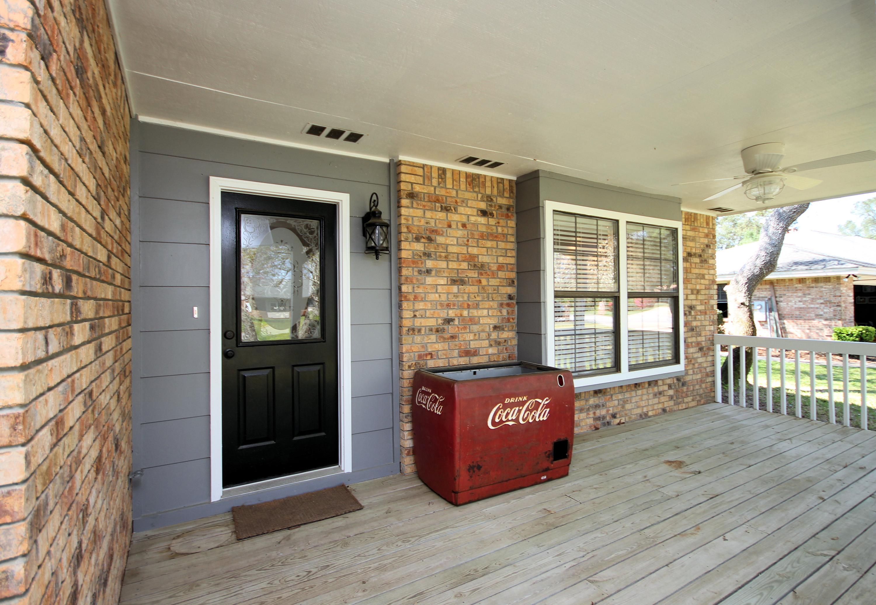 LAKE LORRAINE ESTATES 3 - Residential