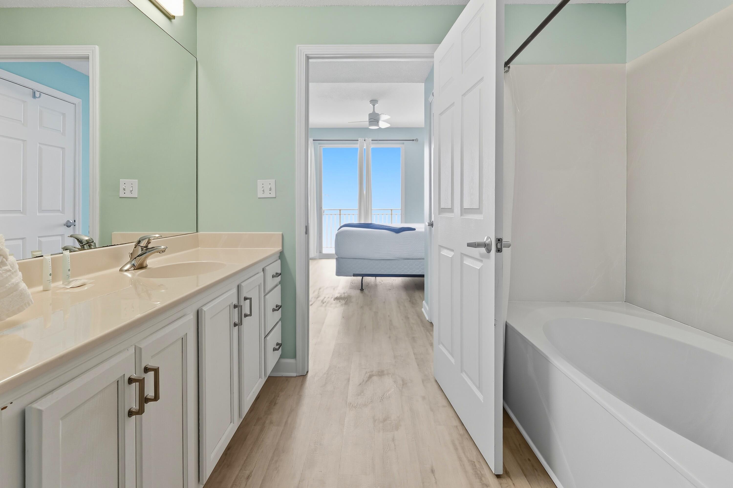 STERLING REEF - Residential