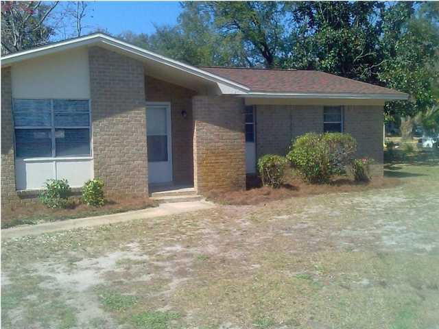 NICE HOME ON A FABULOUS CORNER LOT! REFINISHED KITCHEN CABINETS IN 2008! NICE NEUTRAL PAINT COLORS. BACK YARD IS FENCED AND COMES WITH LAWN PUMP/SPRINKLER SYSTEM. SORRY NO PETS.