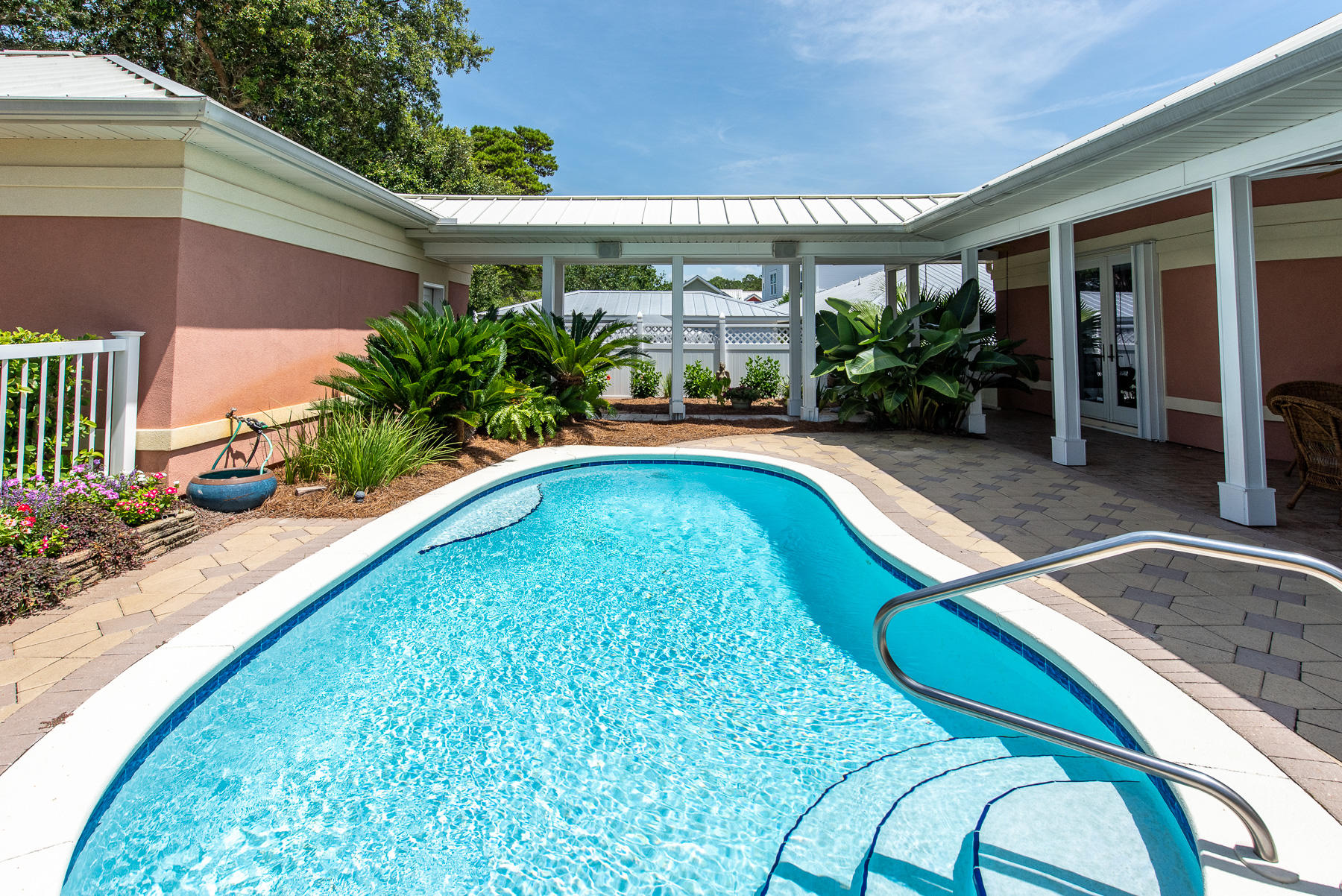Seabreeze - Residential