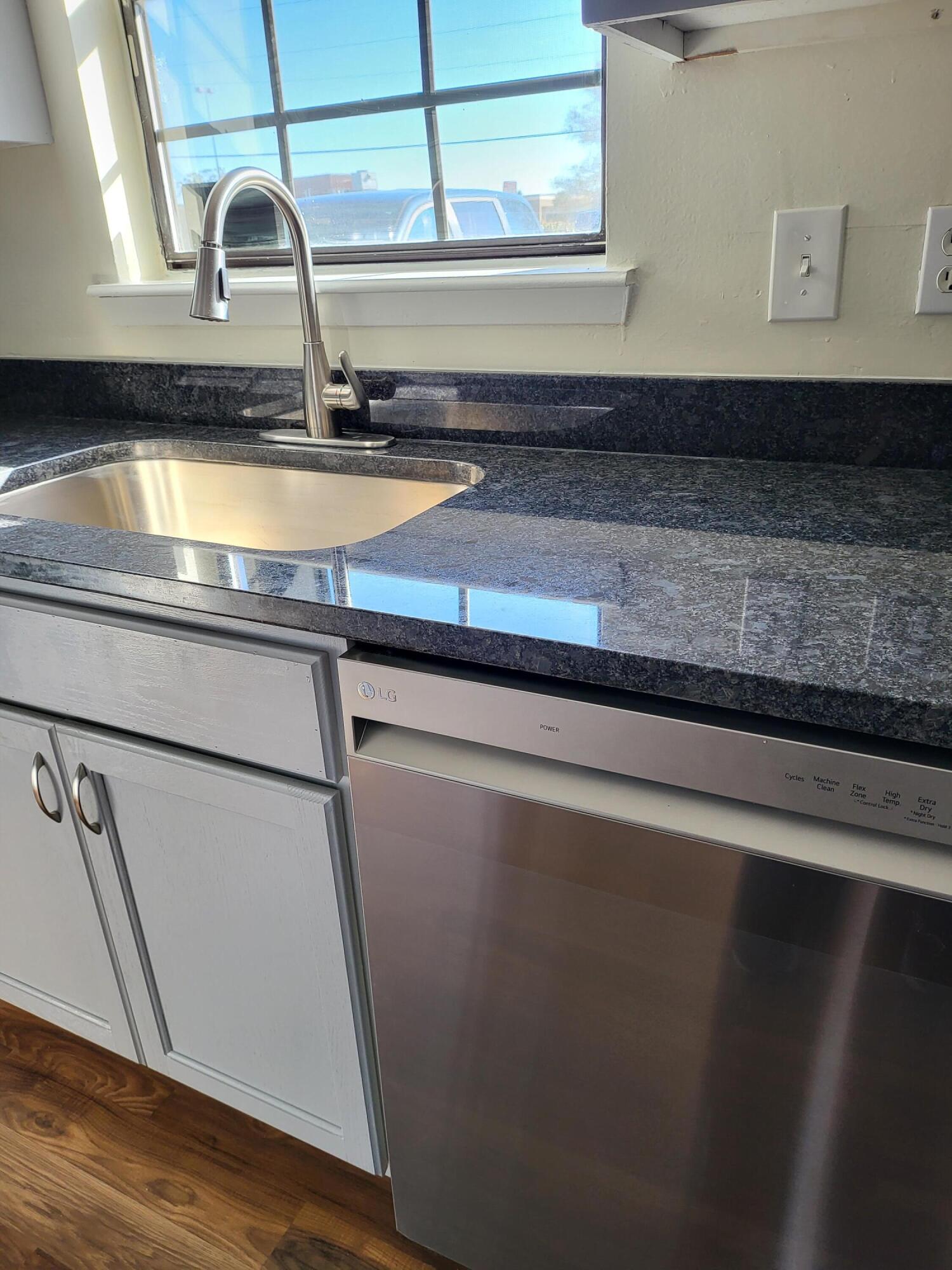 CAMBRIDGE T/H - Residential