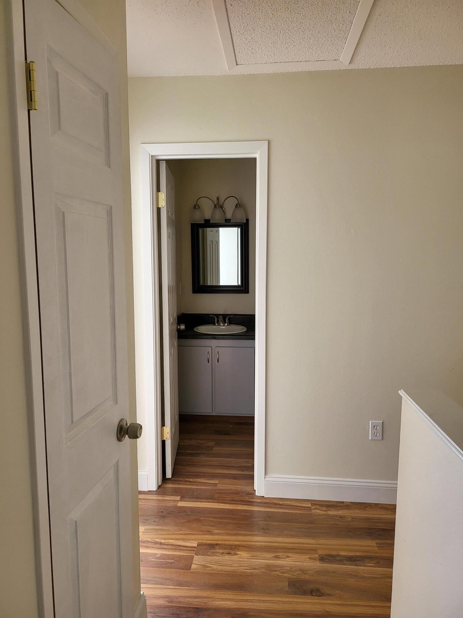 CAMBRIDGE T/H - Residential