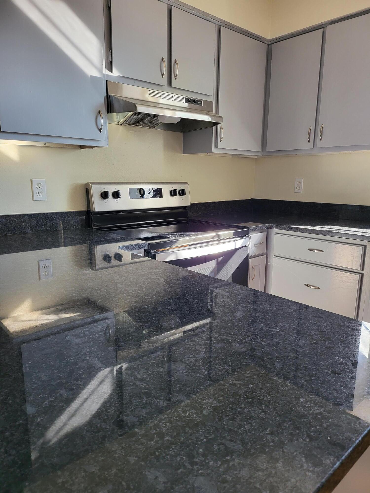 CAMBRIDGE T/H - Residential