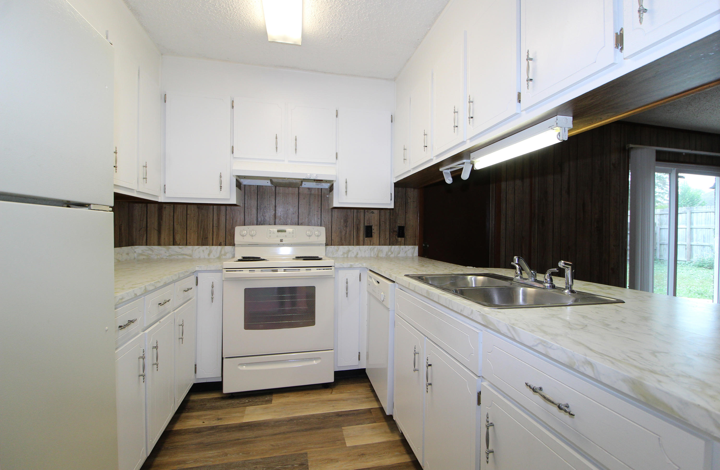 GABLE ESTATES - Residential