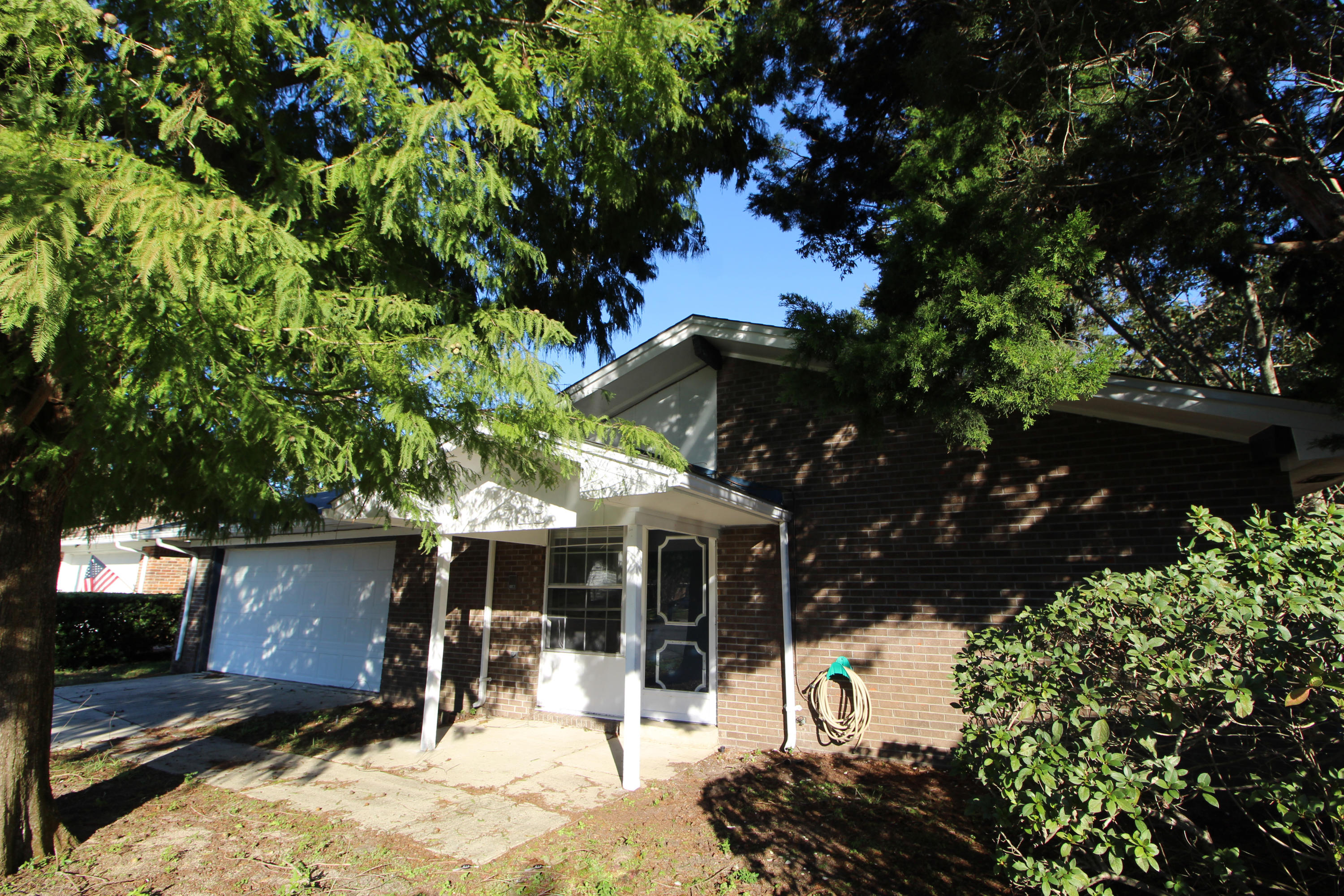 GABLE ESTATES - Residential