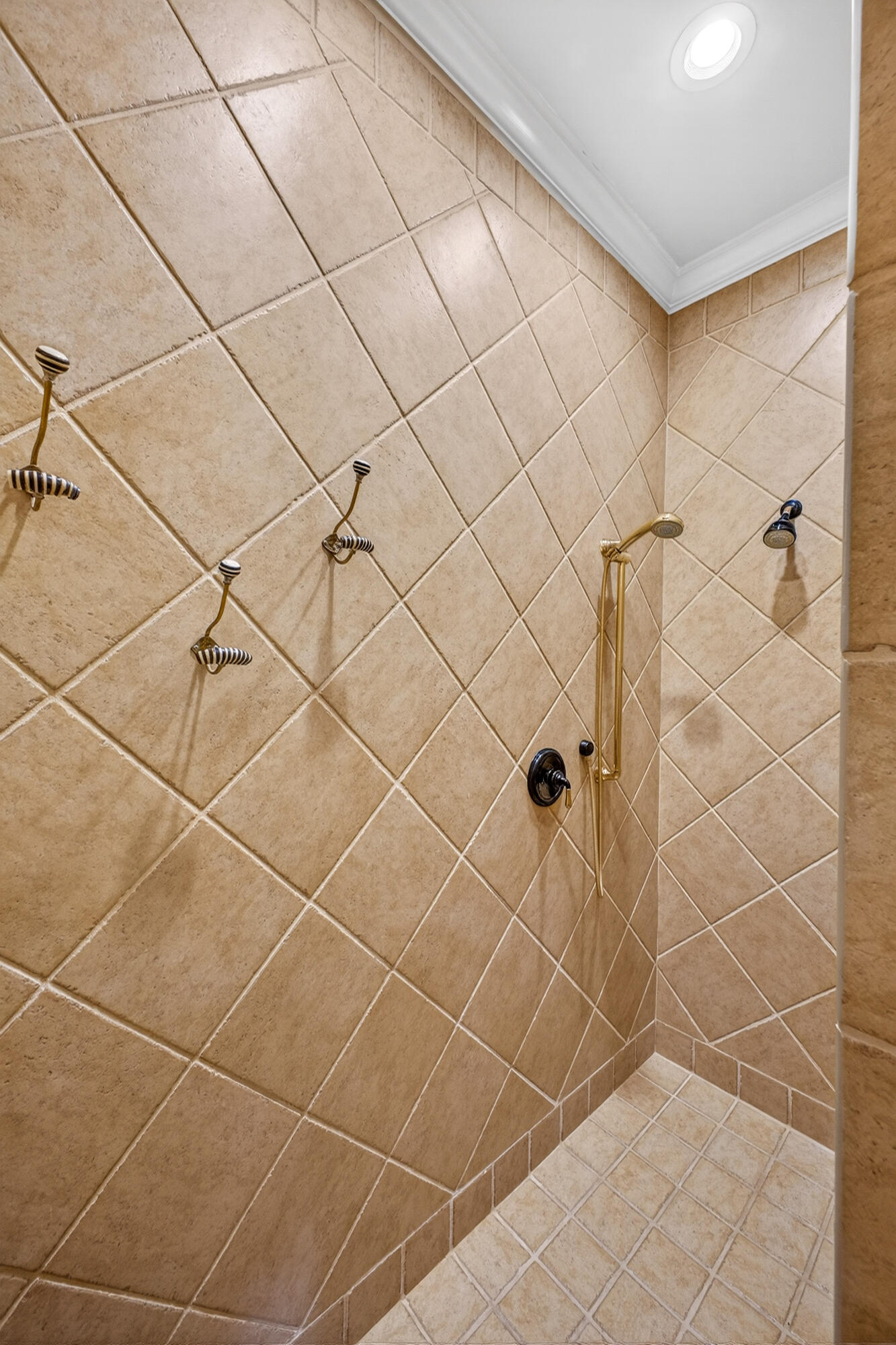 Burnt Pine - Residential