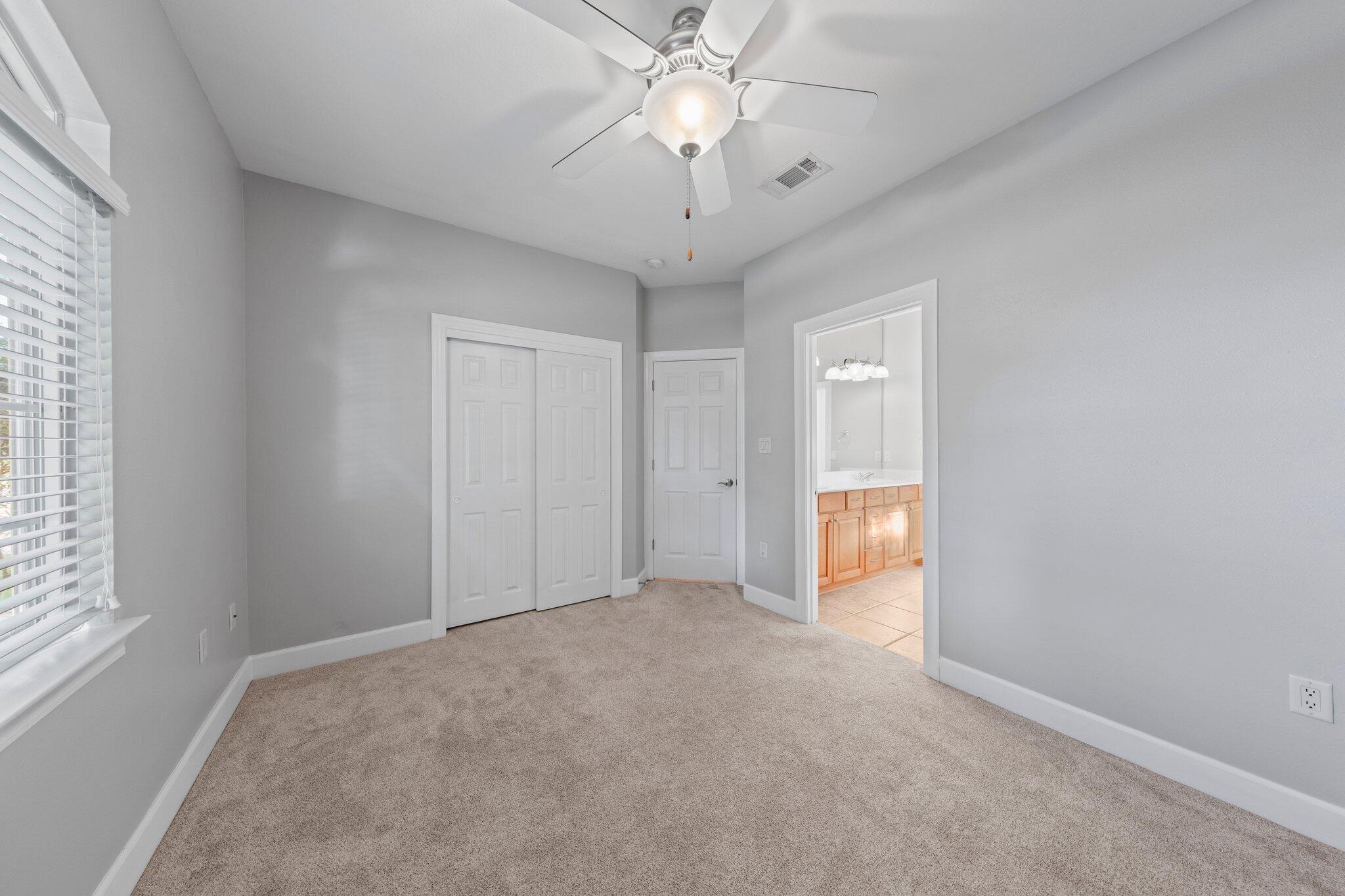 CHARDONNAY ESTATES - Residential