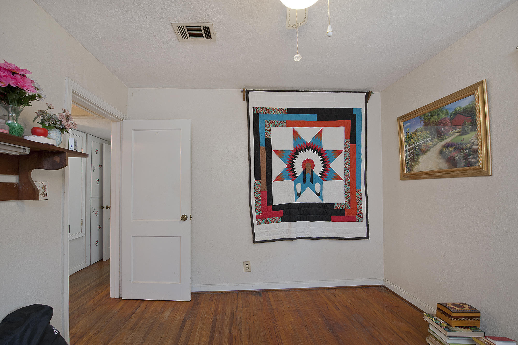 ELLIOTTS POINT - Residential