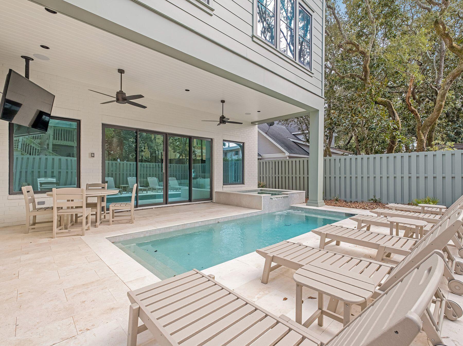 SEAGROVE 1ST ADDN - Residential