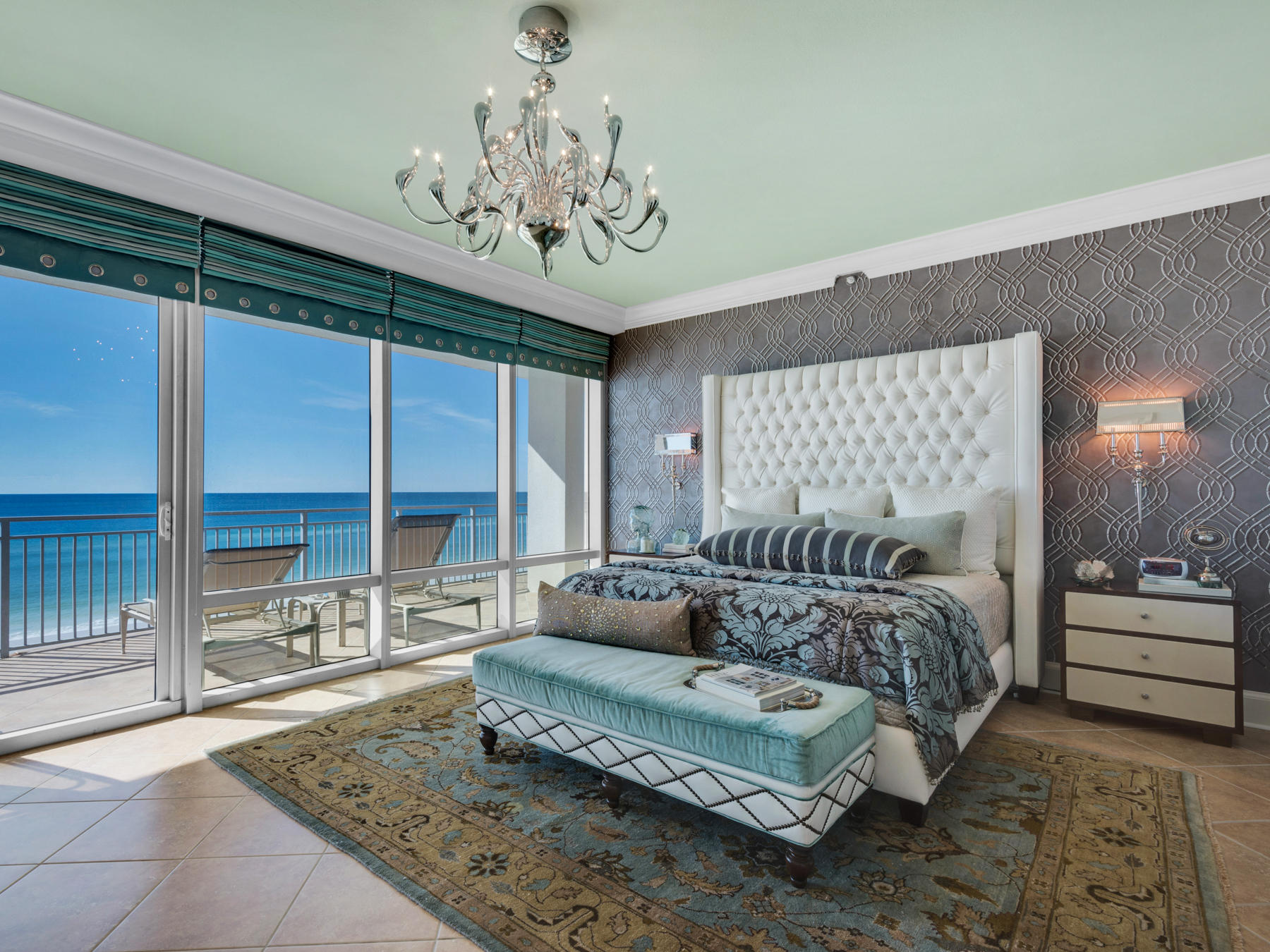 SIGNATURE BEACH - Residential
