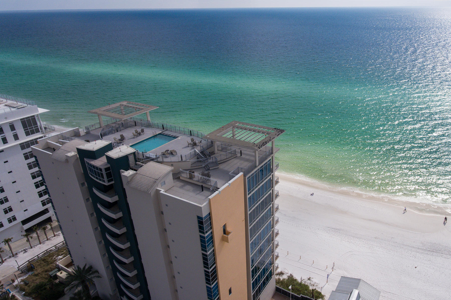 SIGNATURE BEACH - Residential