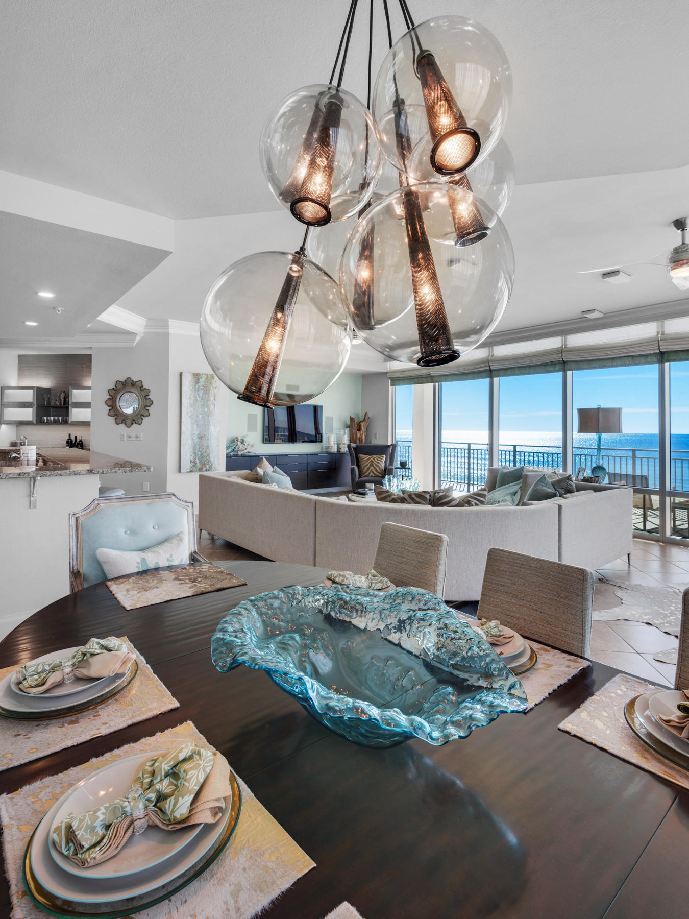 SIGNATURE BEACH - Residential