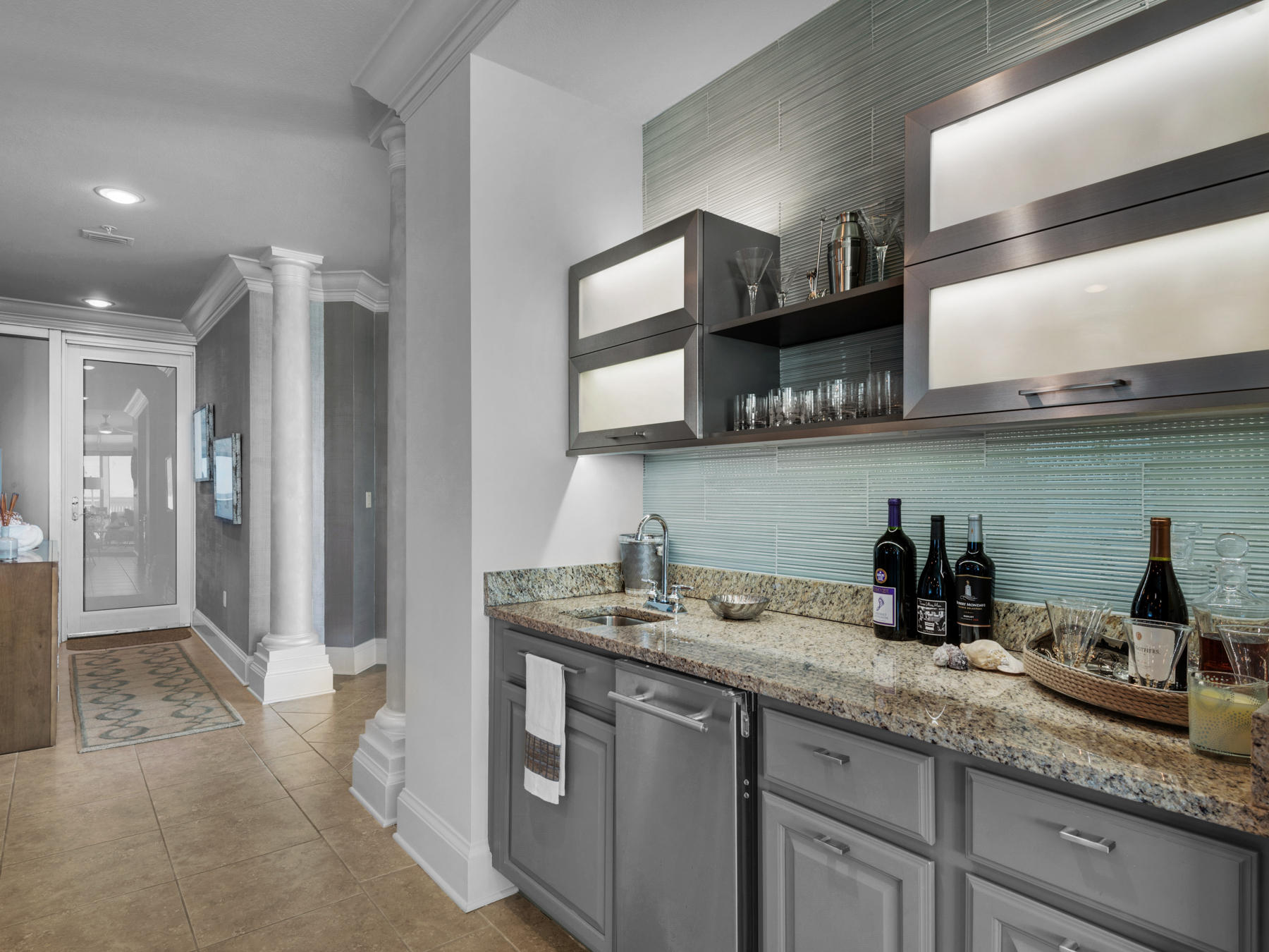 SIGNATURE BEACH - Residential