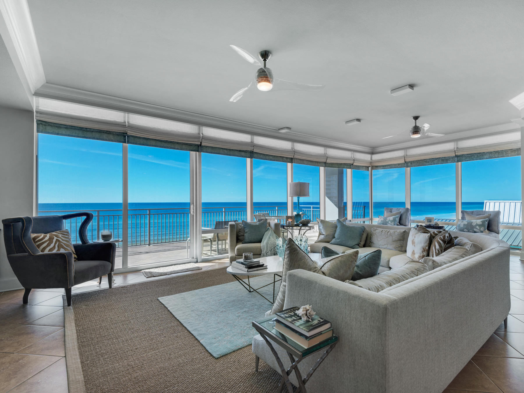 SIGNATURE BEACH - Residential