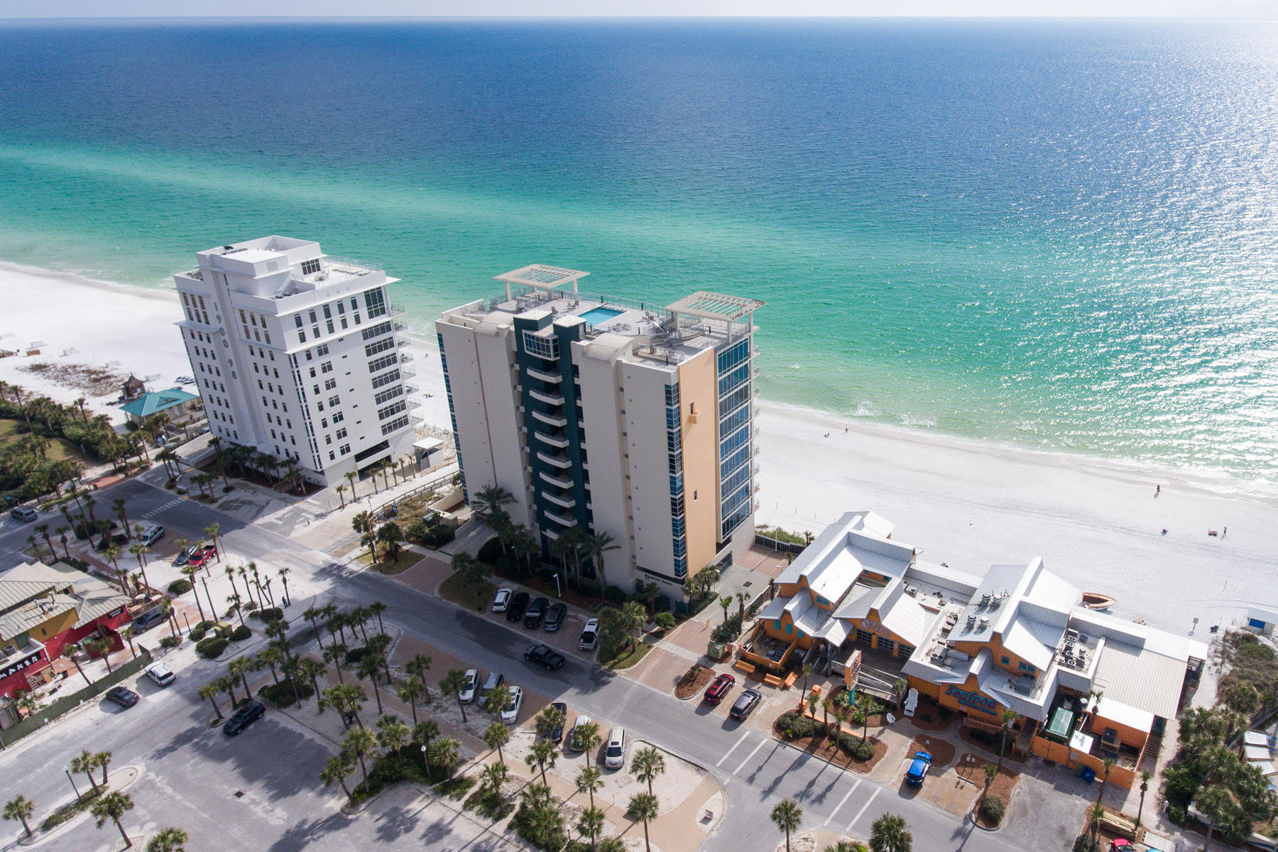 SIGNATURE BEACH - Residential