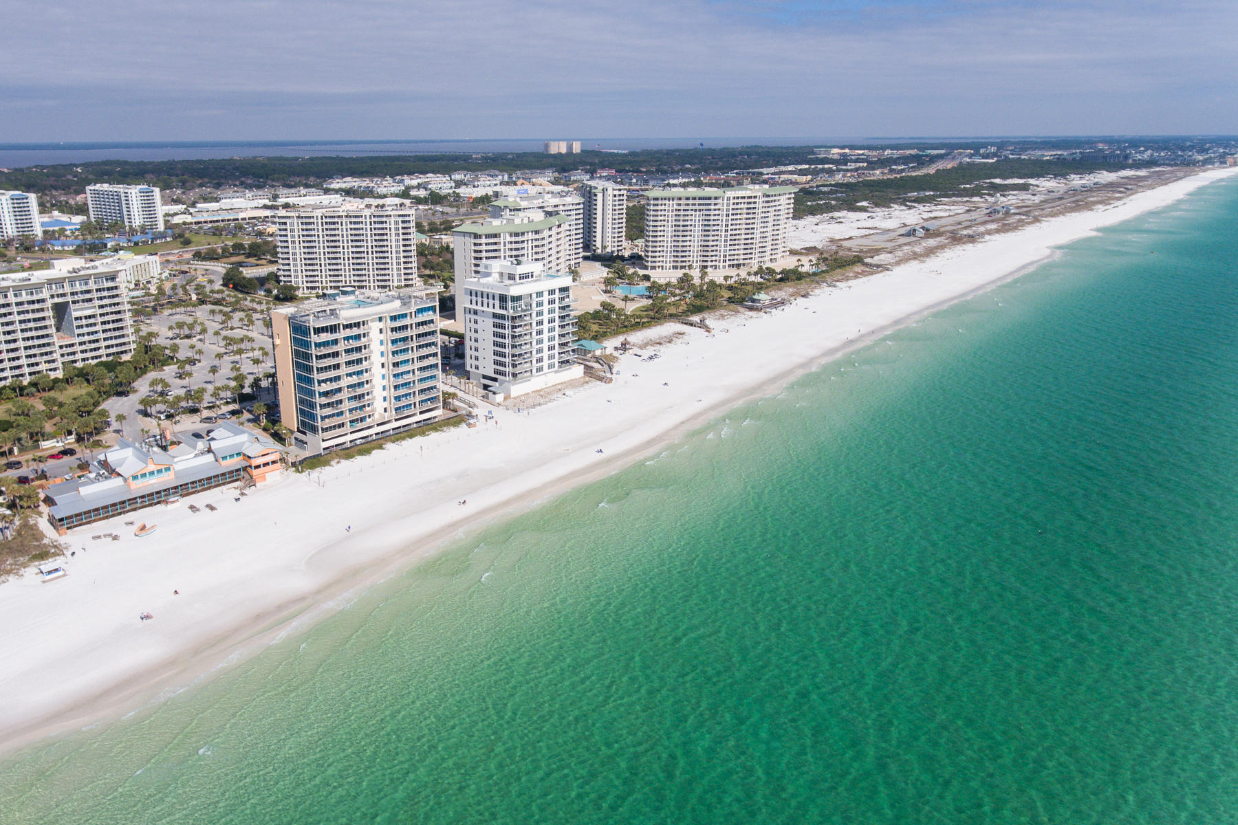 SIGNATURE BEACH - Residential