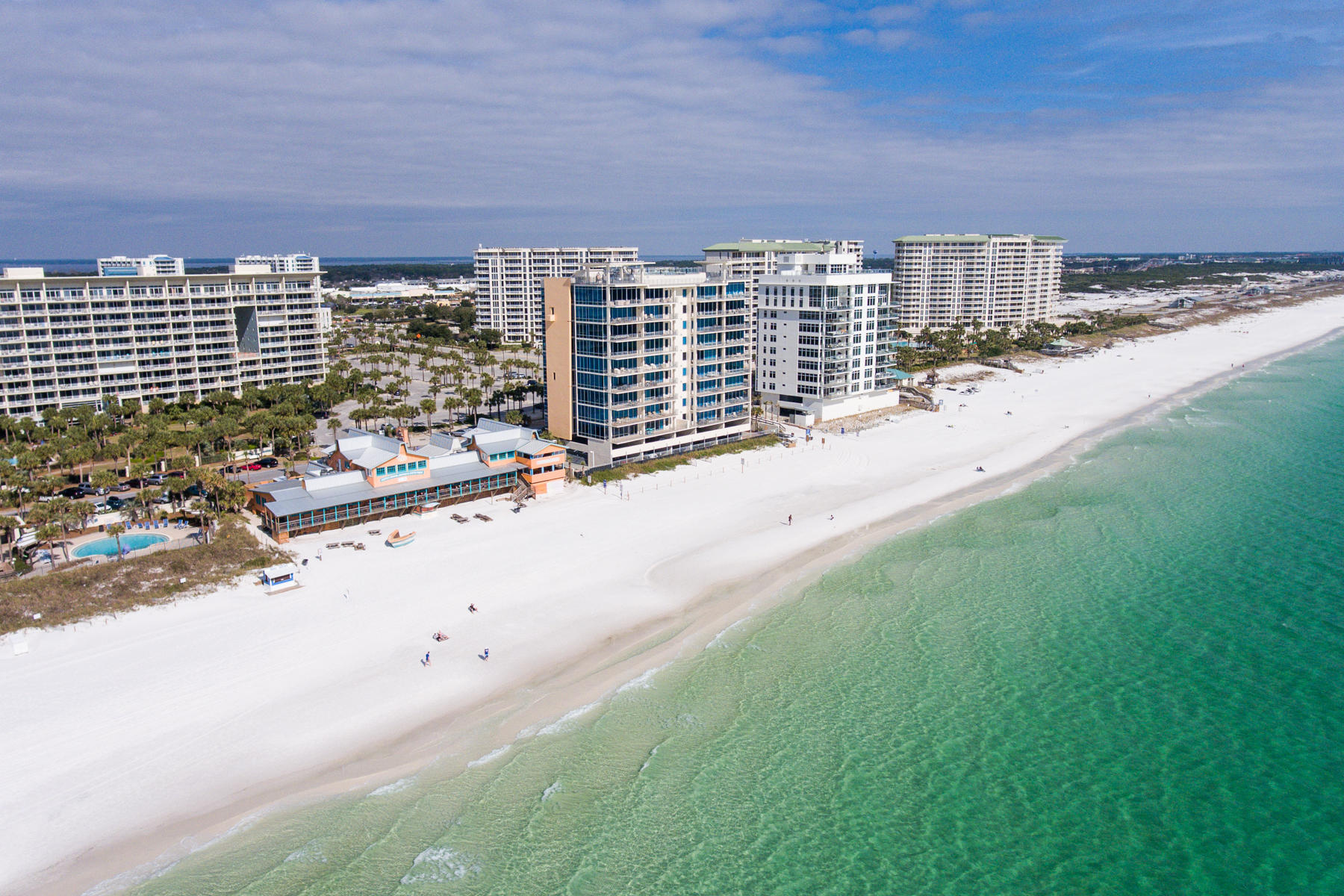 SIGNATURE BEACH - Residential