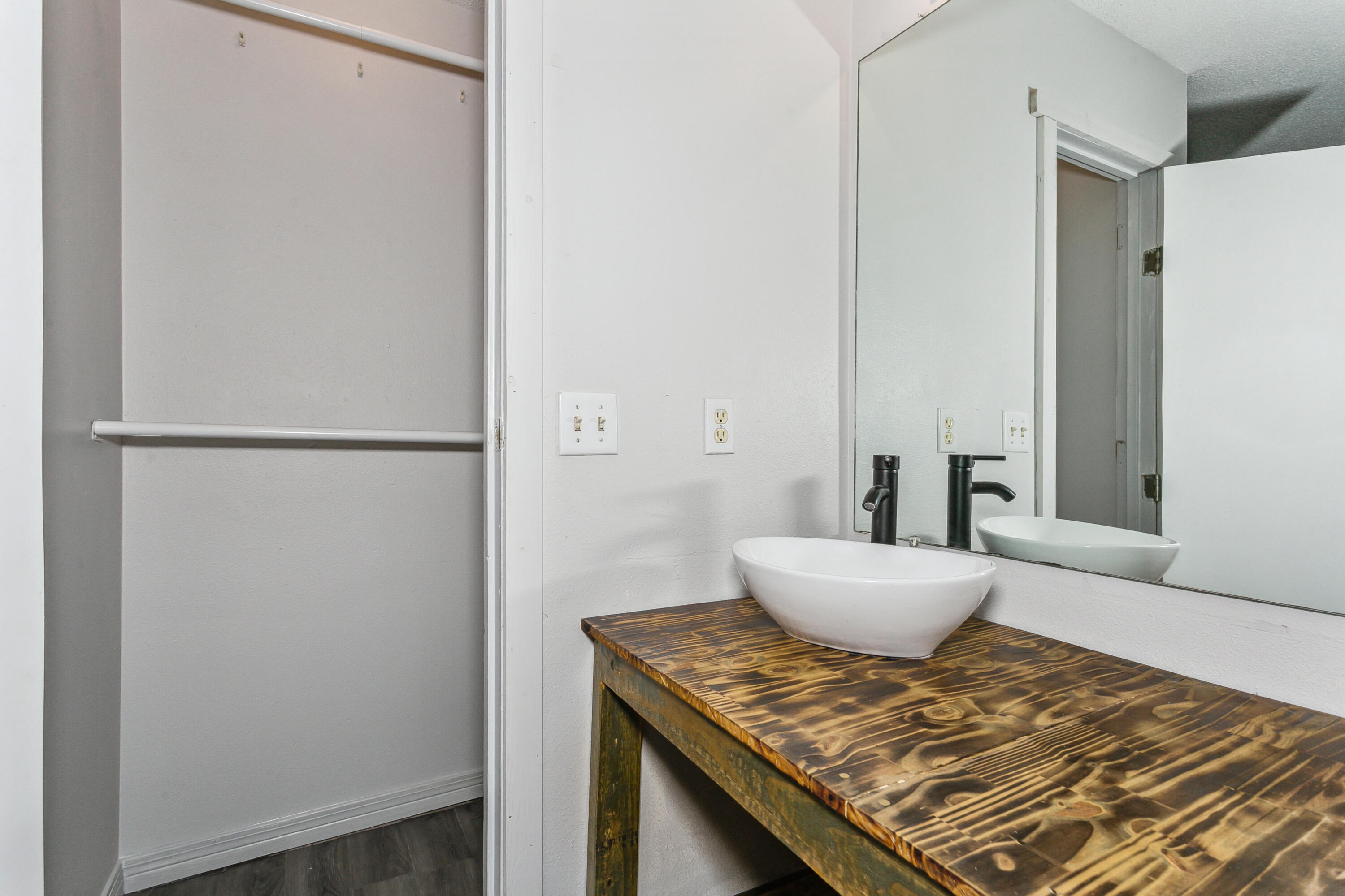 TOKALON TERRACE S/D - Residential