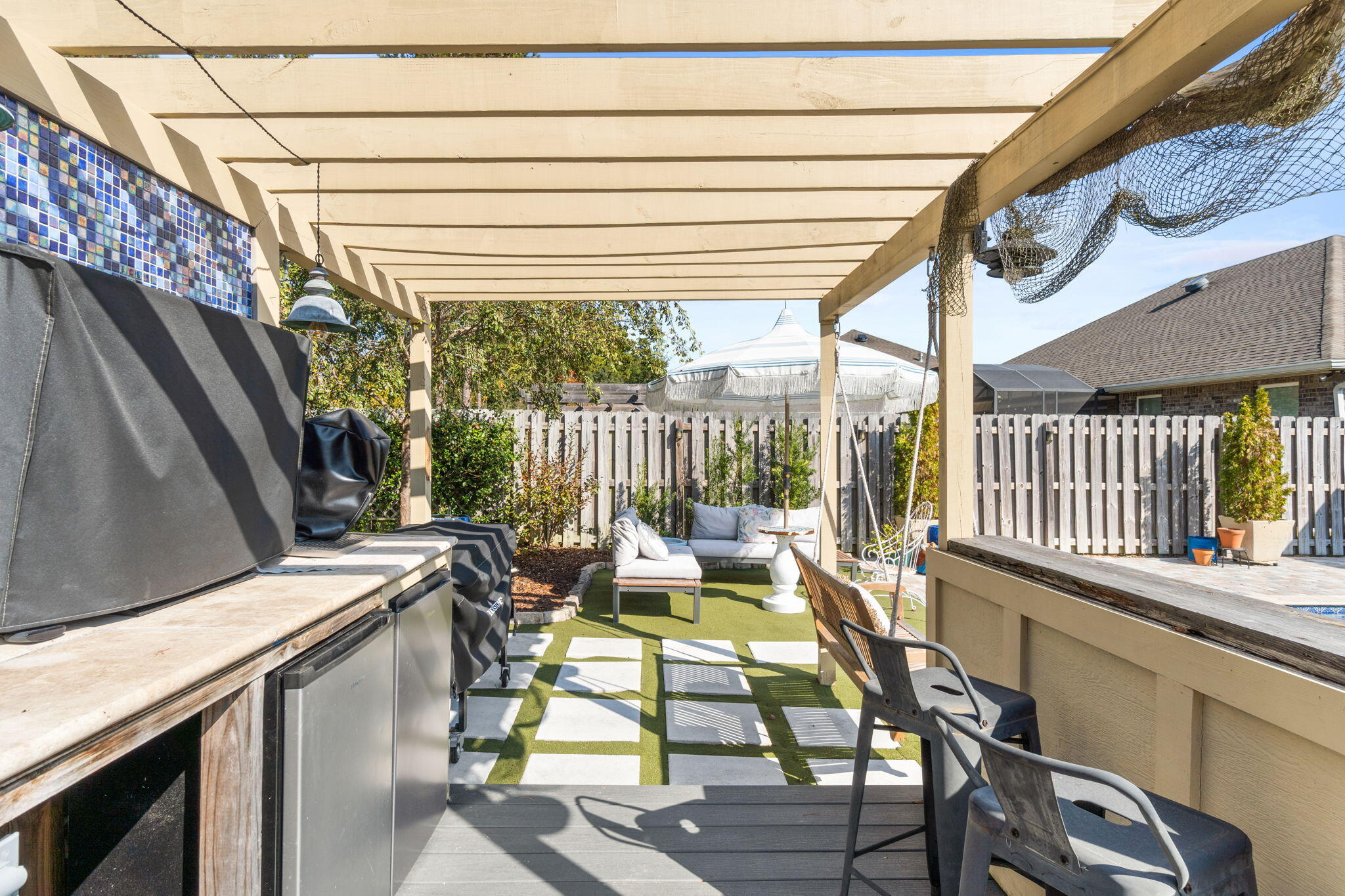 HAMMOCK BAY - Residential