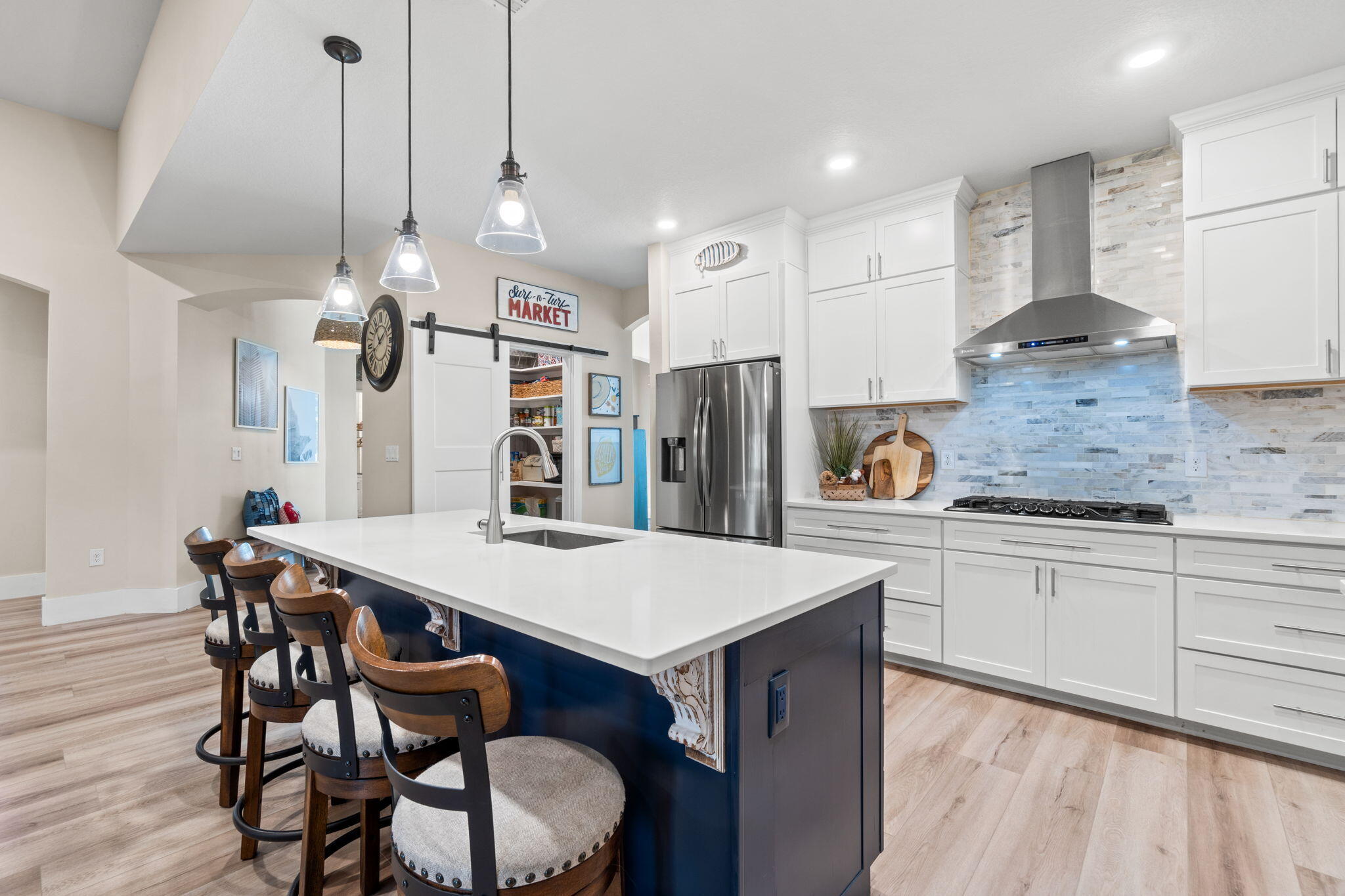 HAMMOCK BAY - Residential