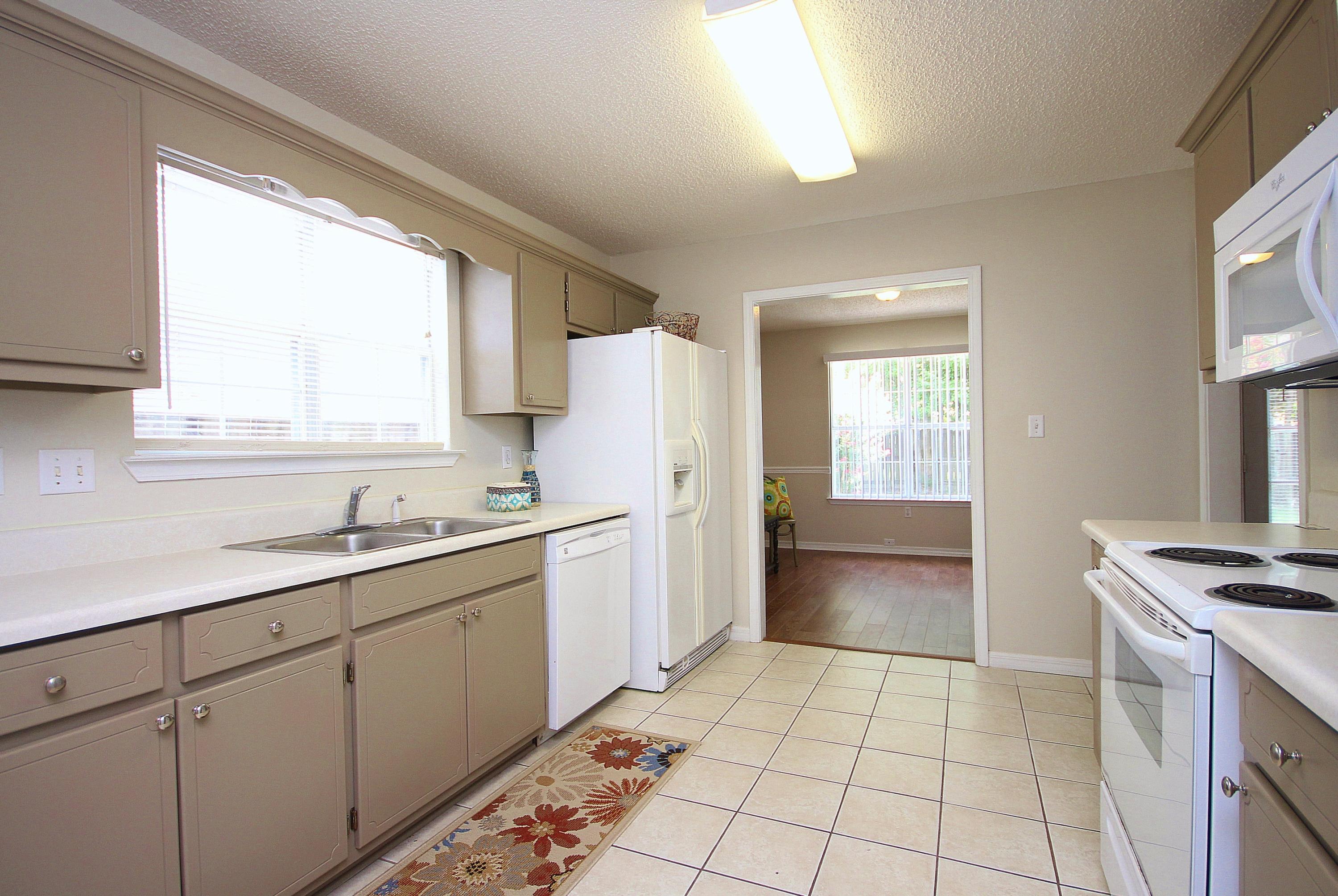 SANDY RIDGE ESTATES - Residential