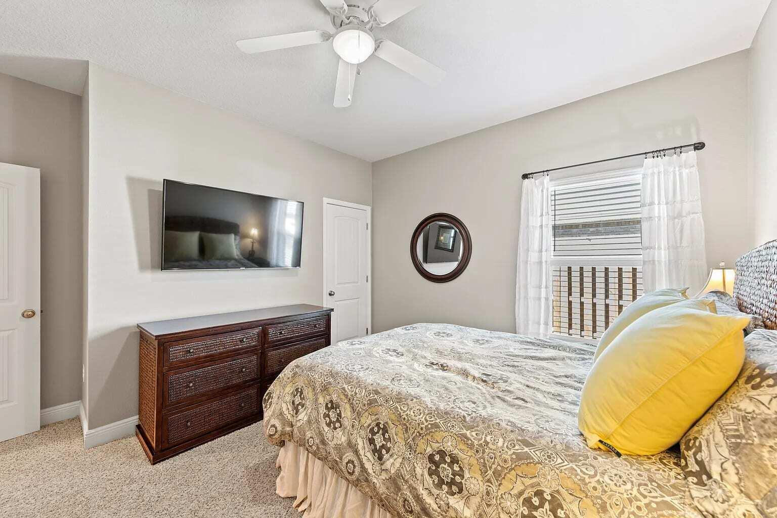 HAMMOCK BAY - Residential Lease