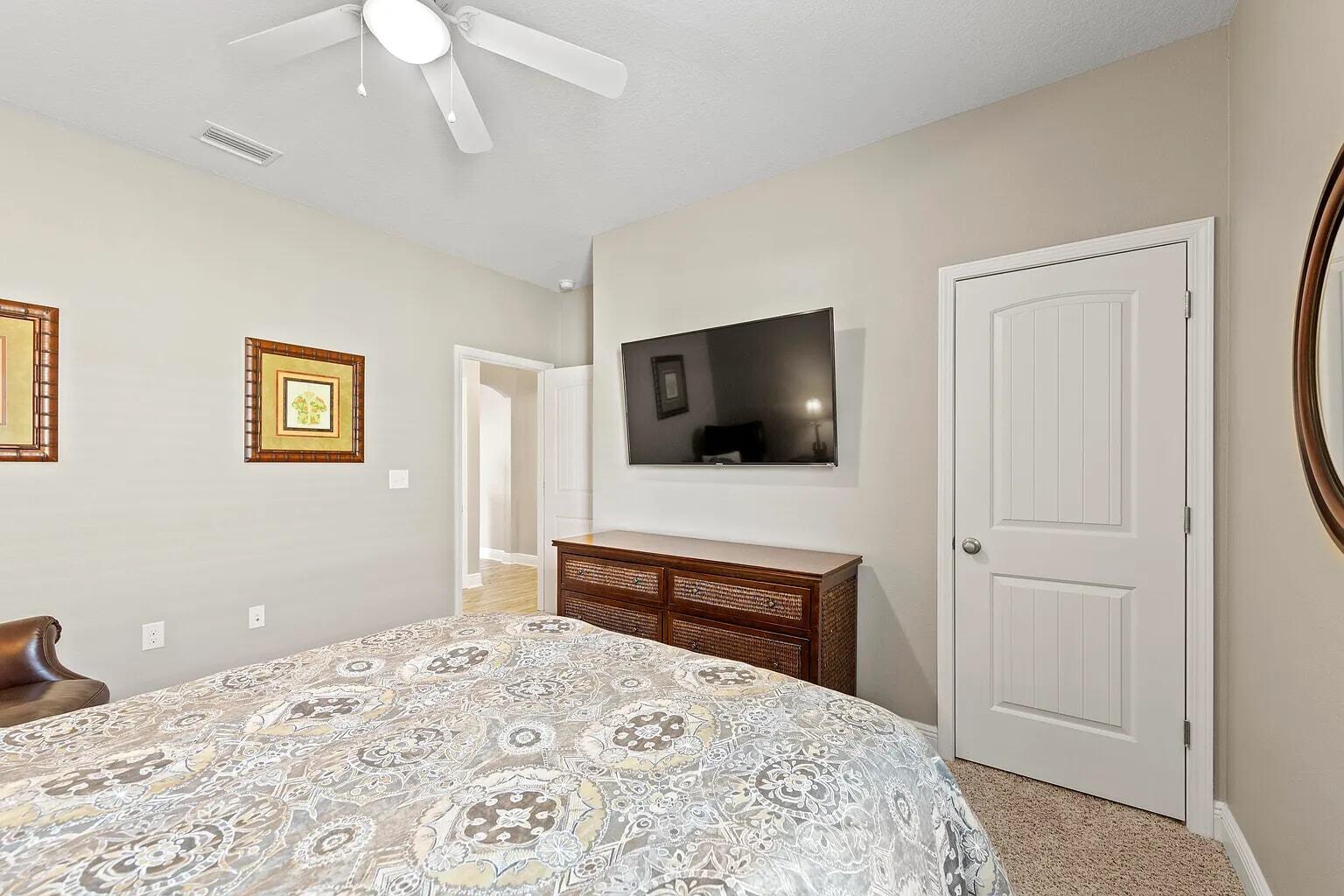 HAMMOCK BAY - Residential Lease