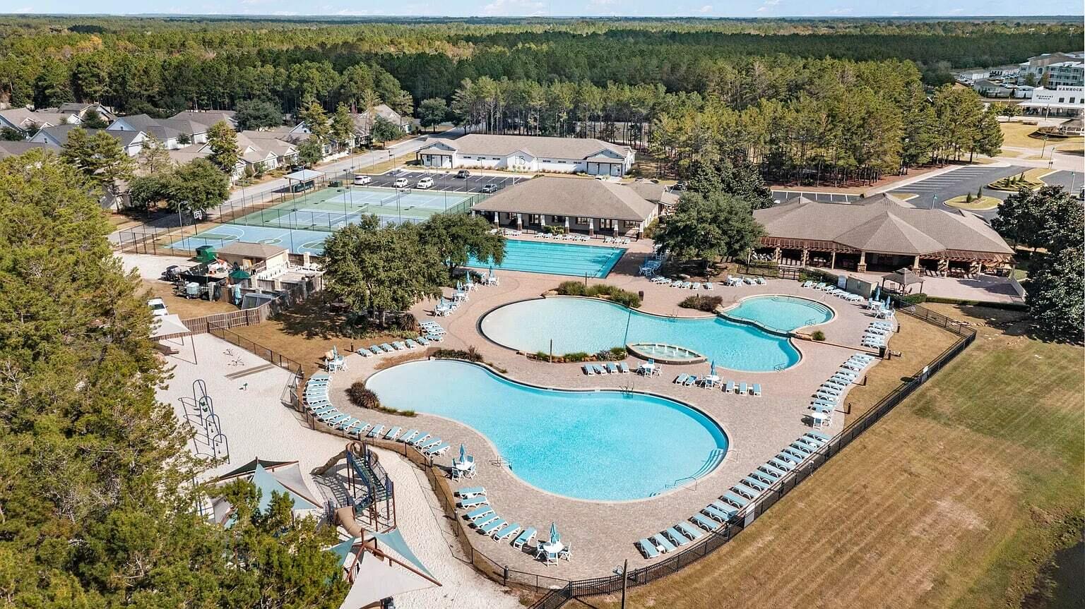 HAMMOCK BAY - Residential Lease