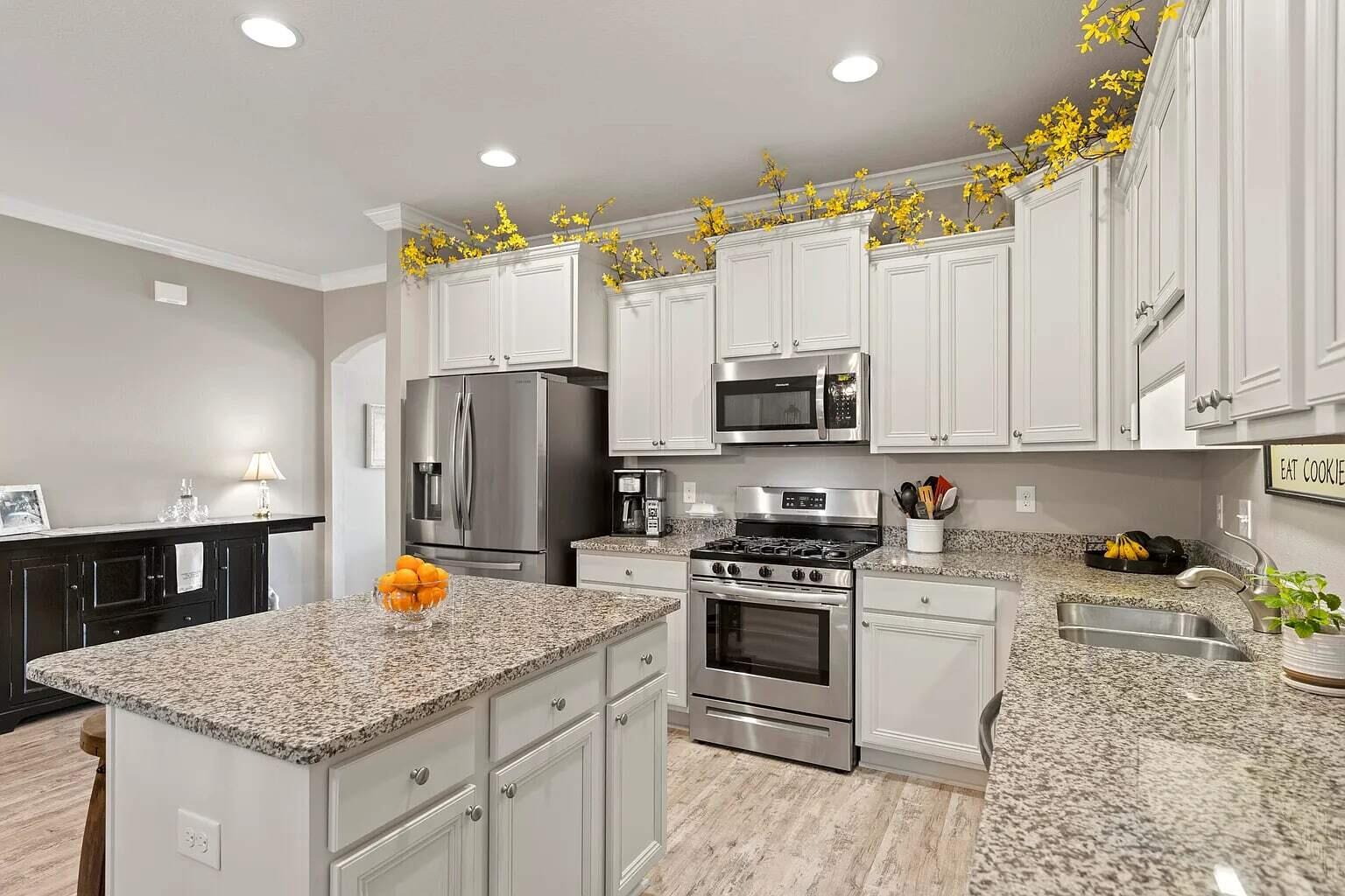 HAMMOCK BAY - Residential Lease