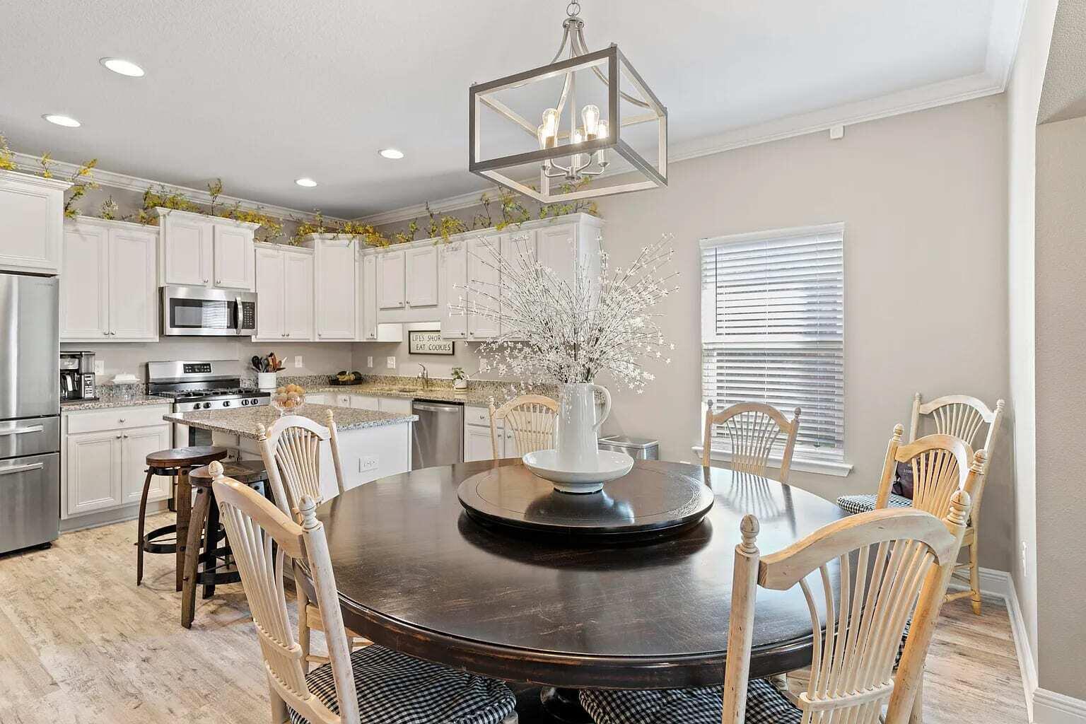 HAMMOCK BAY - Residential Lease