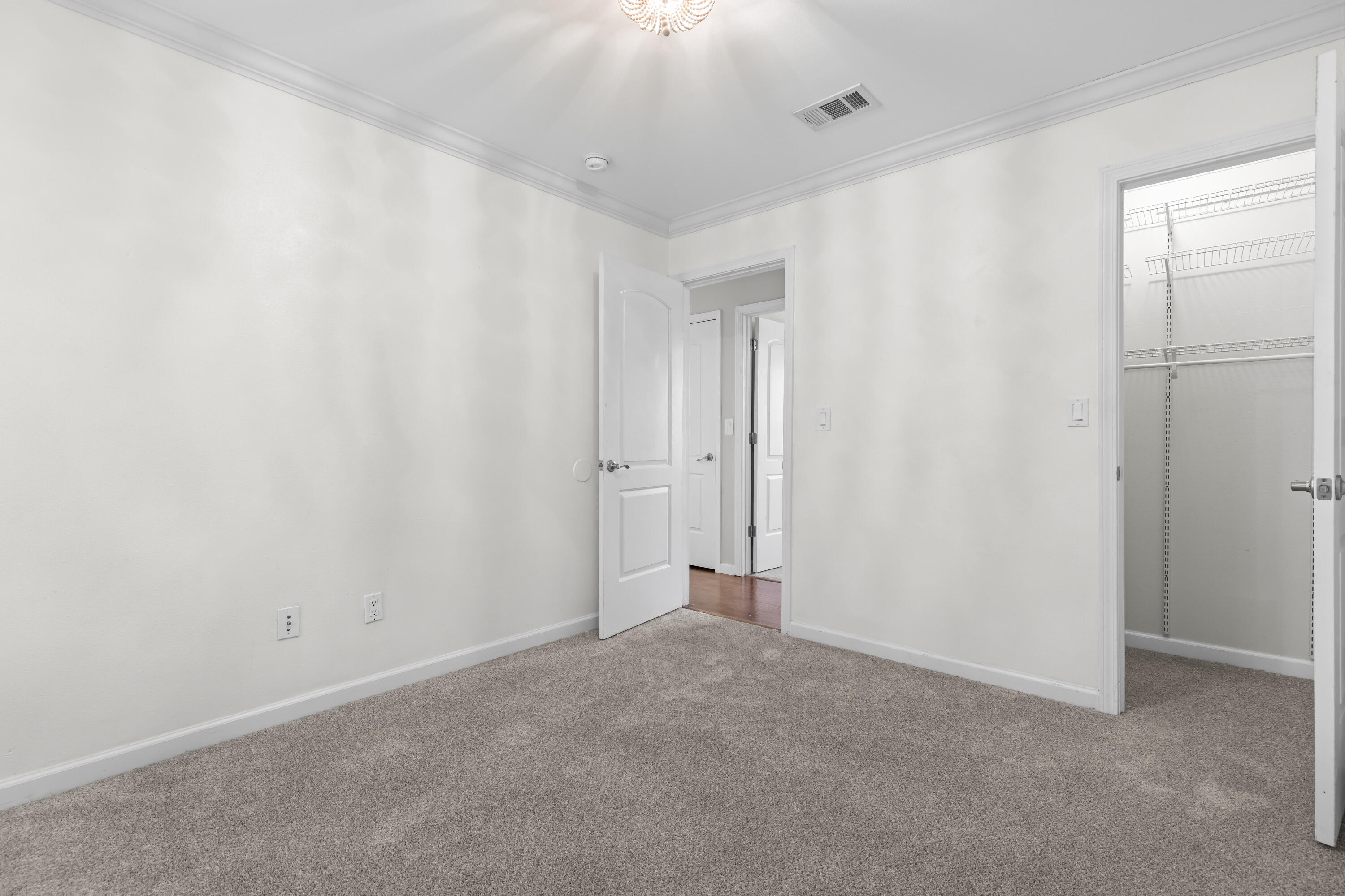 VALPARAISO PLAT 07 - Residential Lease