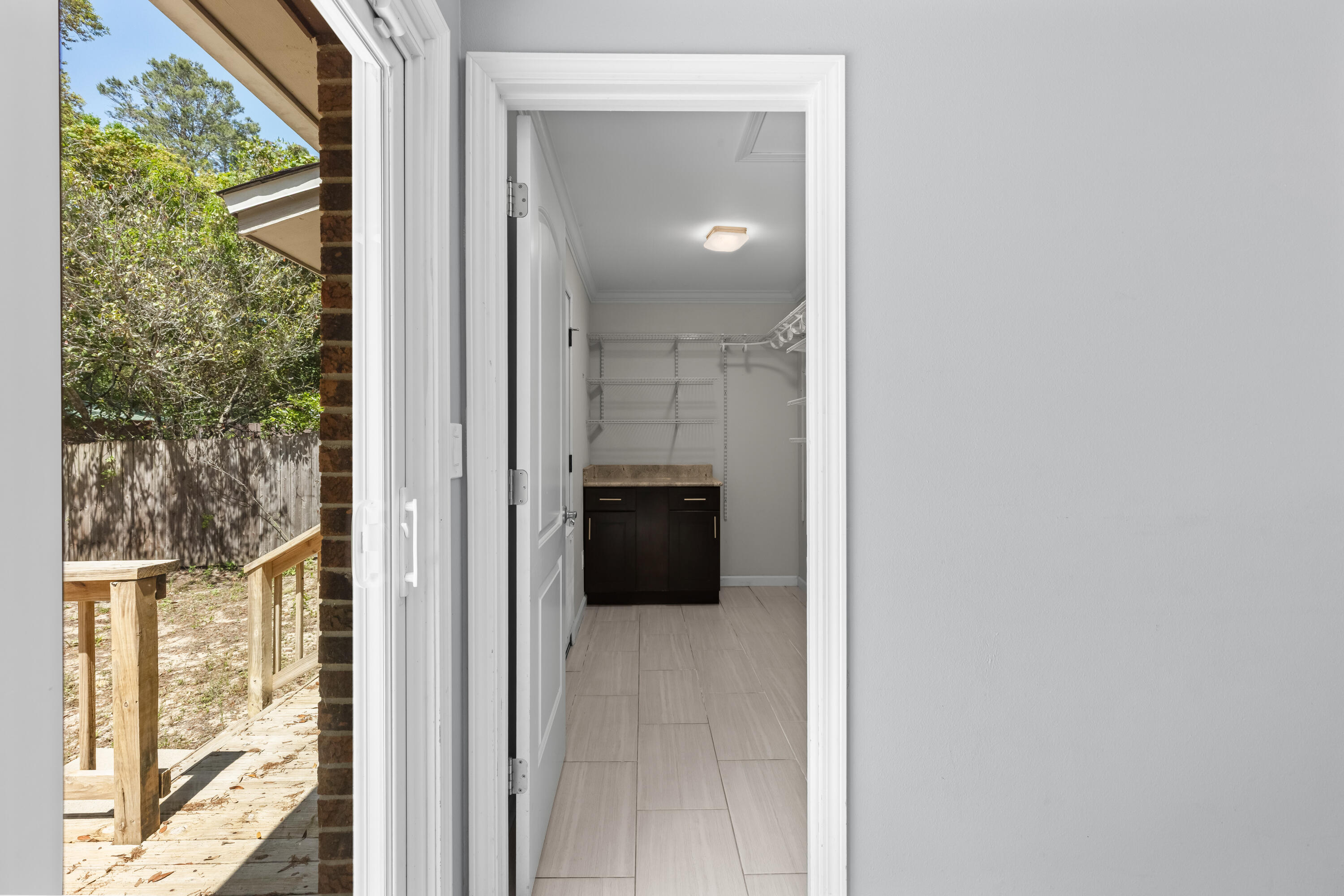 VALPARAISO PLAT 07 - Residential Lease