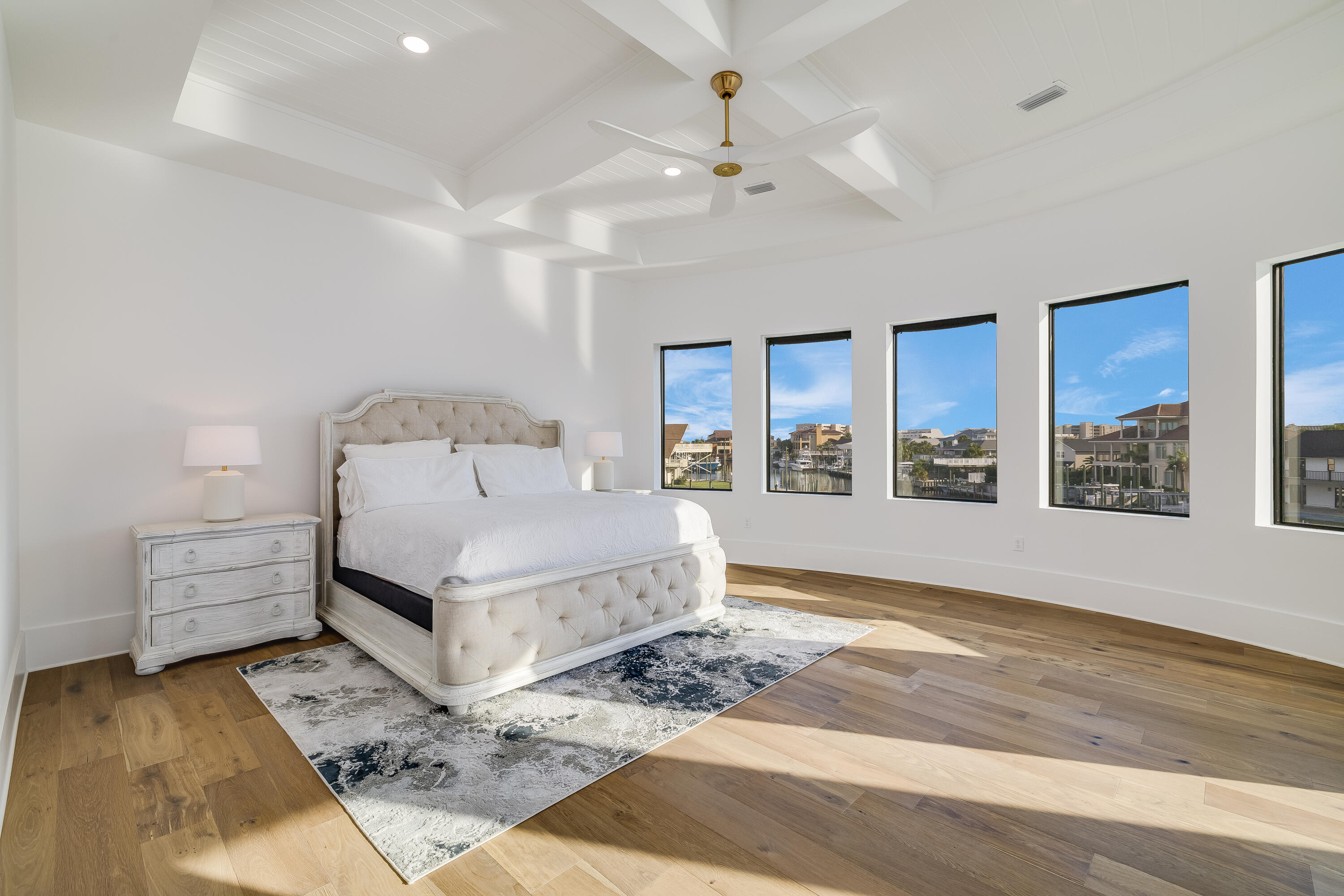 HOLIDAY ISLE - Residential