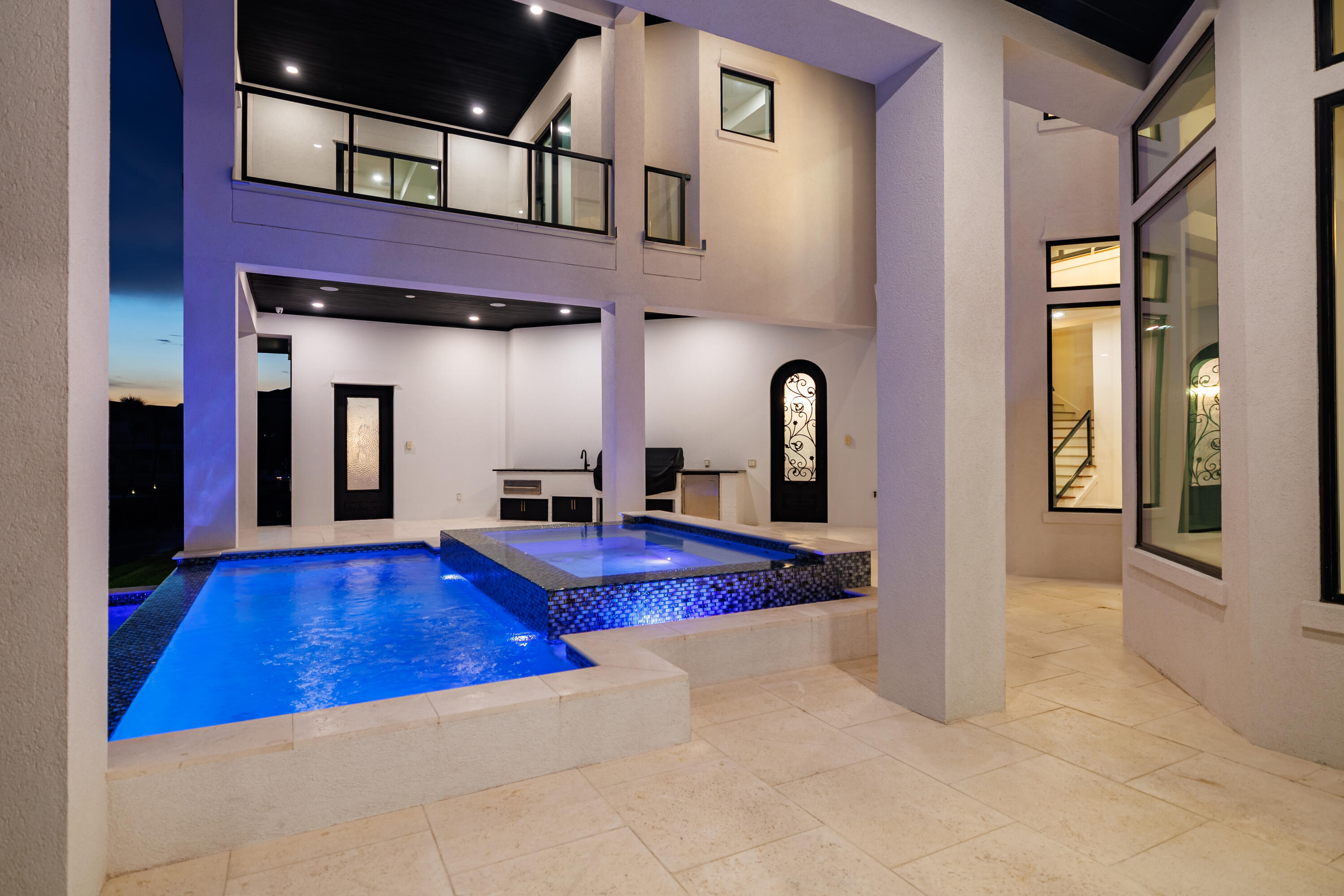 HOLIDAY ISLE - Residential