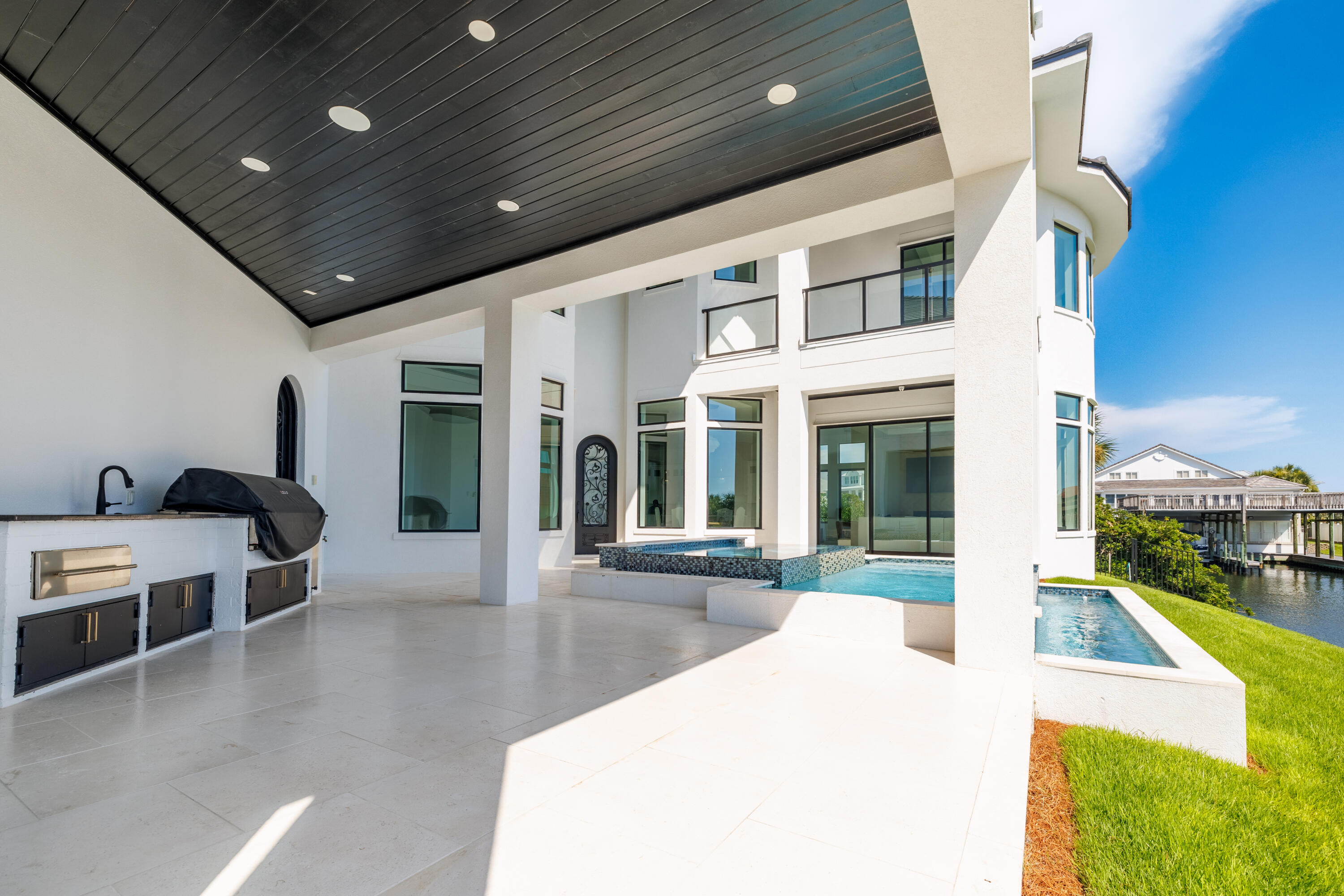 HOLIDAY ISLE - Residential