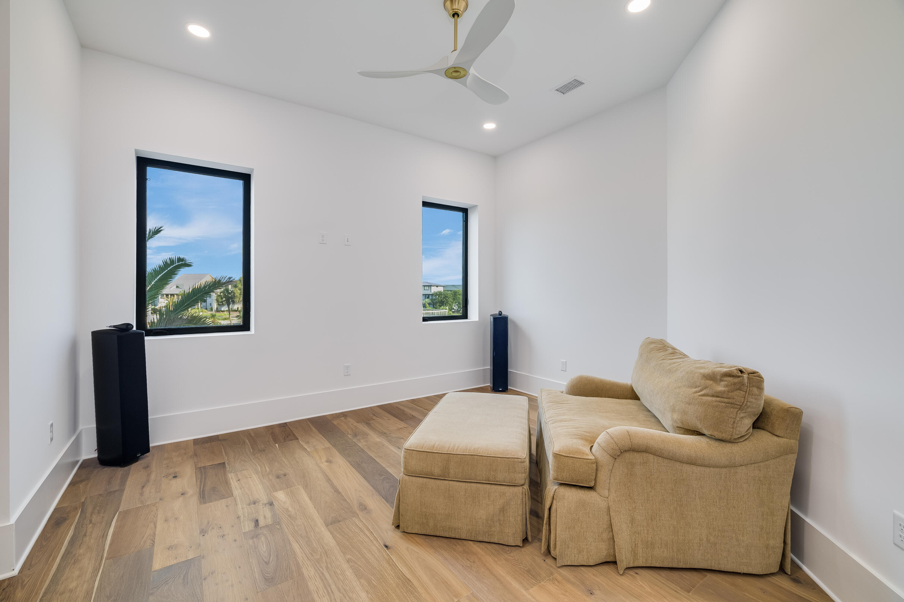 HOLIDAY ISLE - Residential