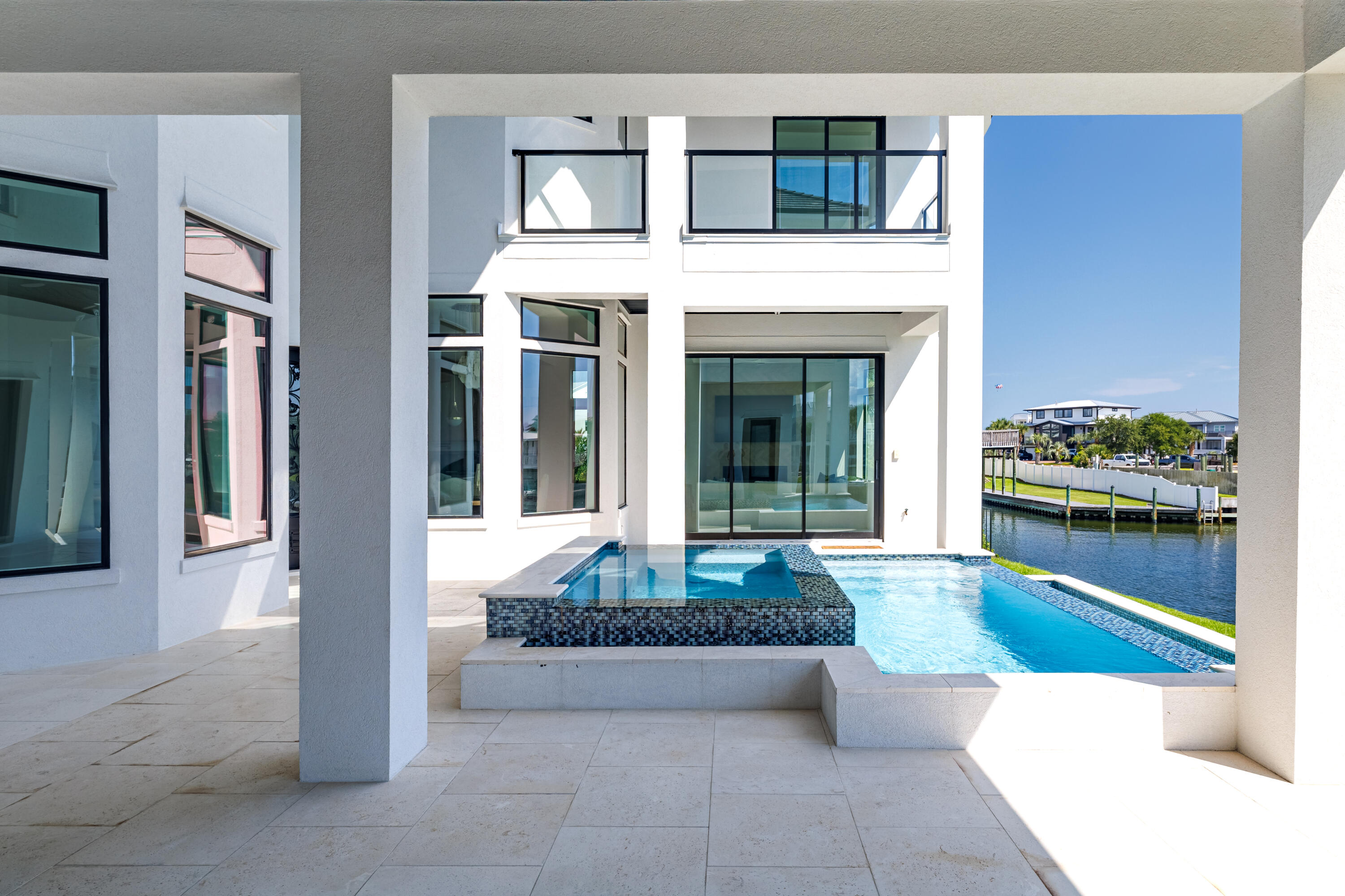 HOLIDAY ISLE - Residential