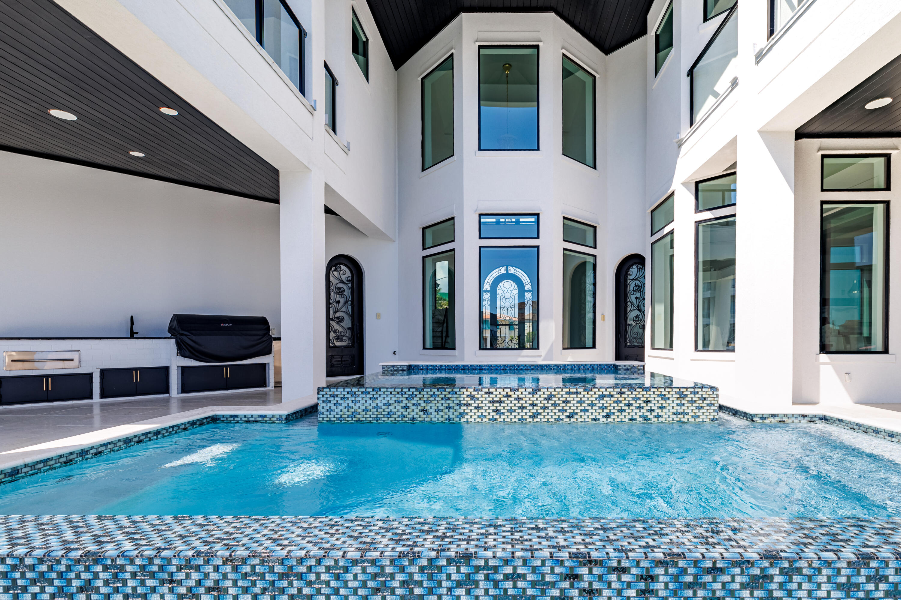 HOLIDAY ISLE - Residential