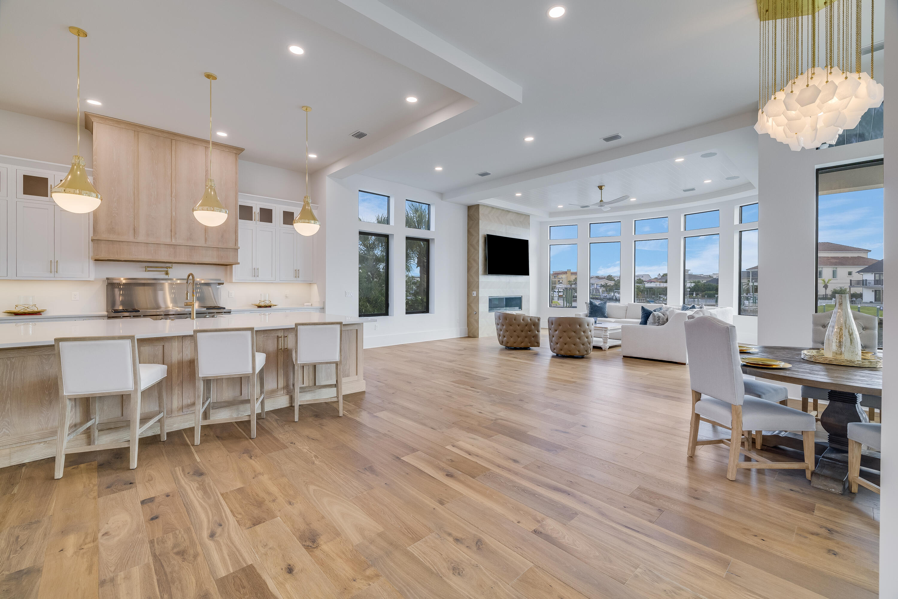 HOLIDAY ISLE - Residential