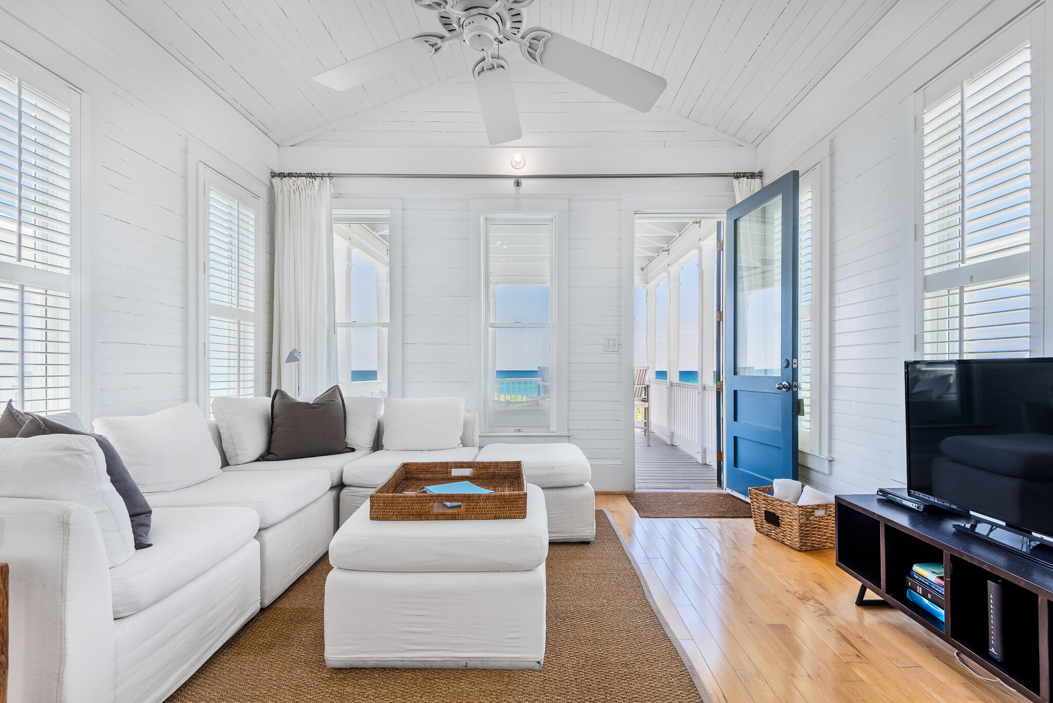 SEASIDE 17 - Residential