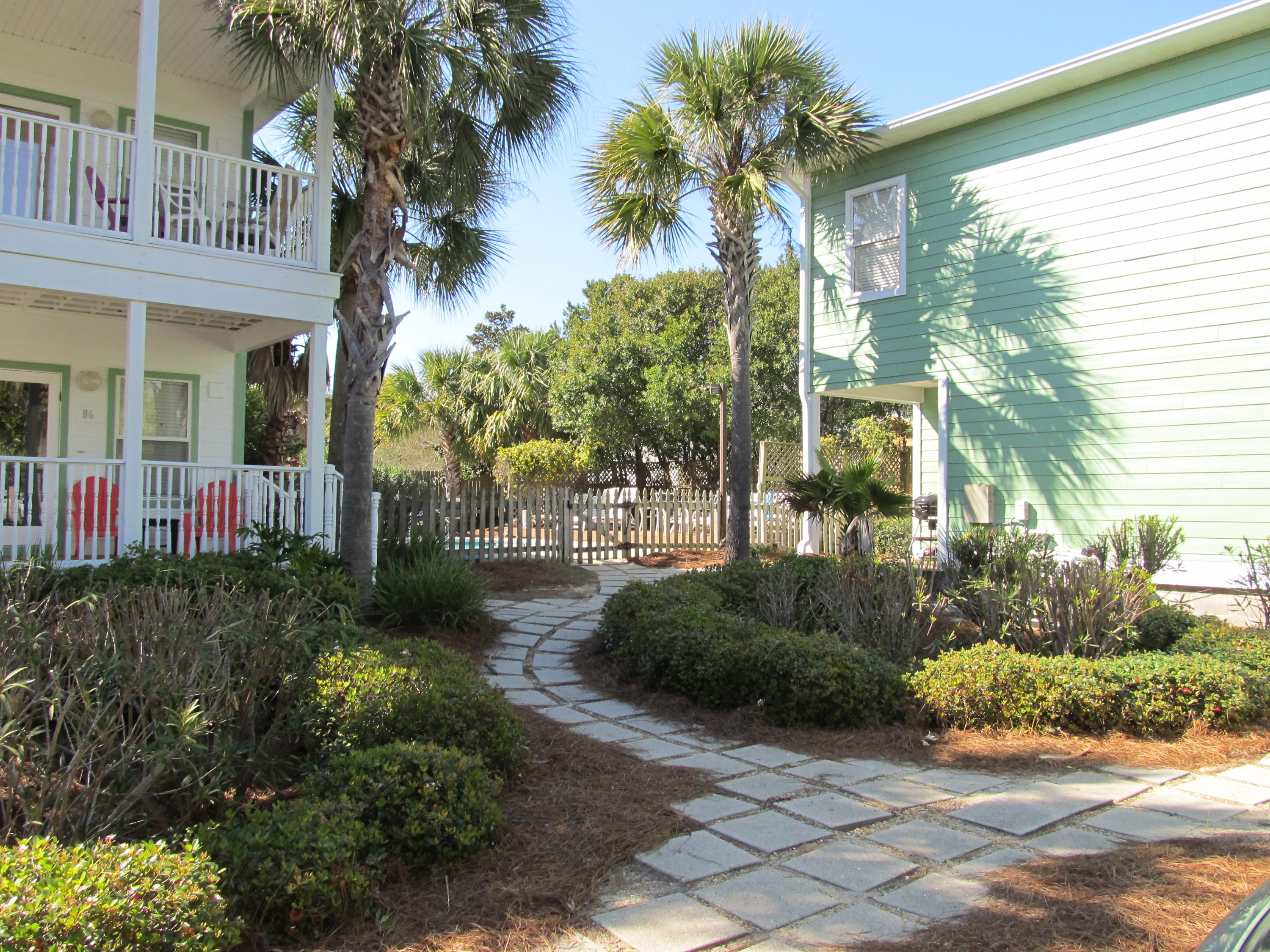 CRYSTAL BEACH - Residential