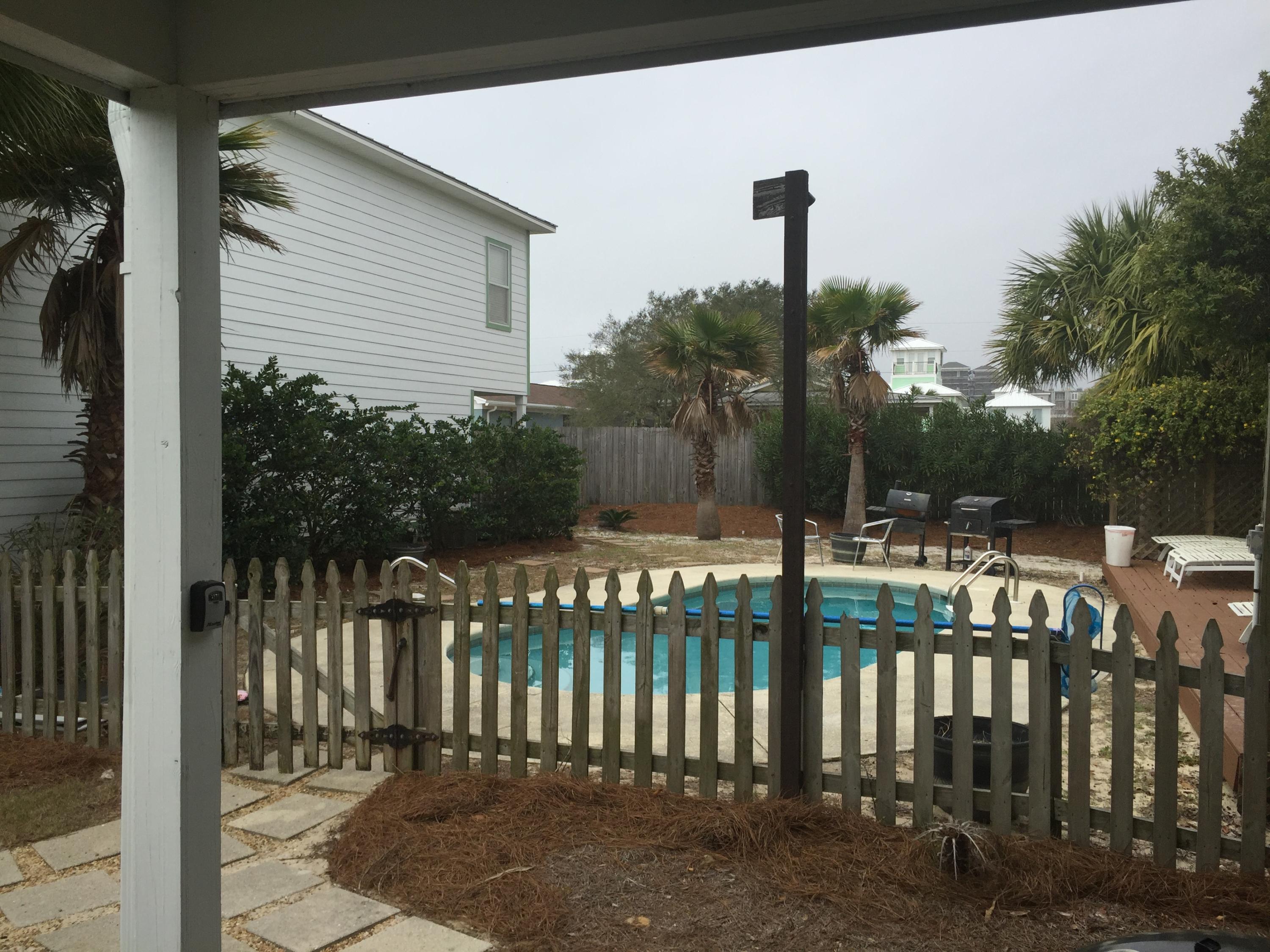 CRYSTAL BEACH - Residential