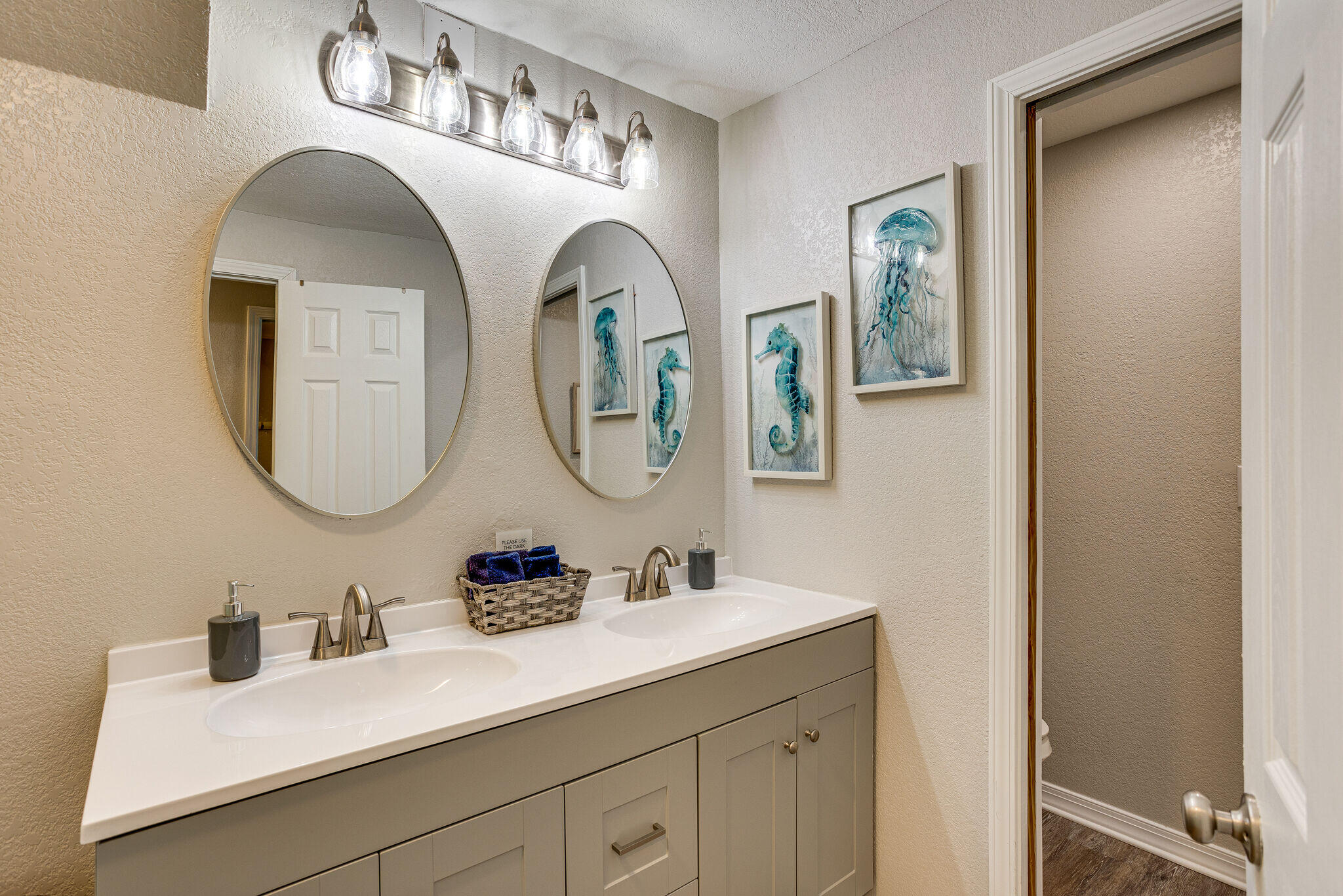 GREENREEF T/H - Residential