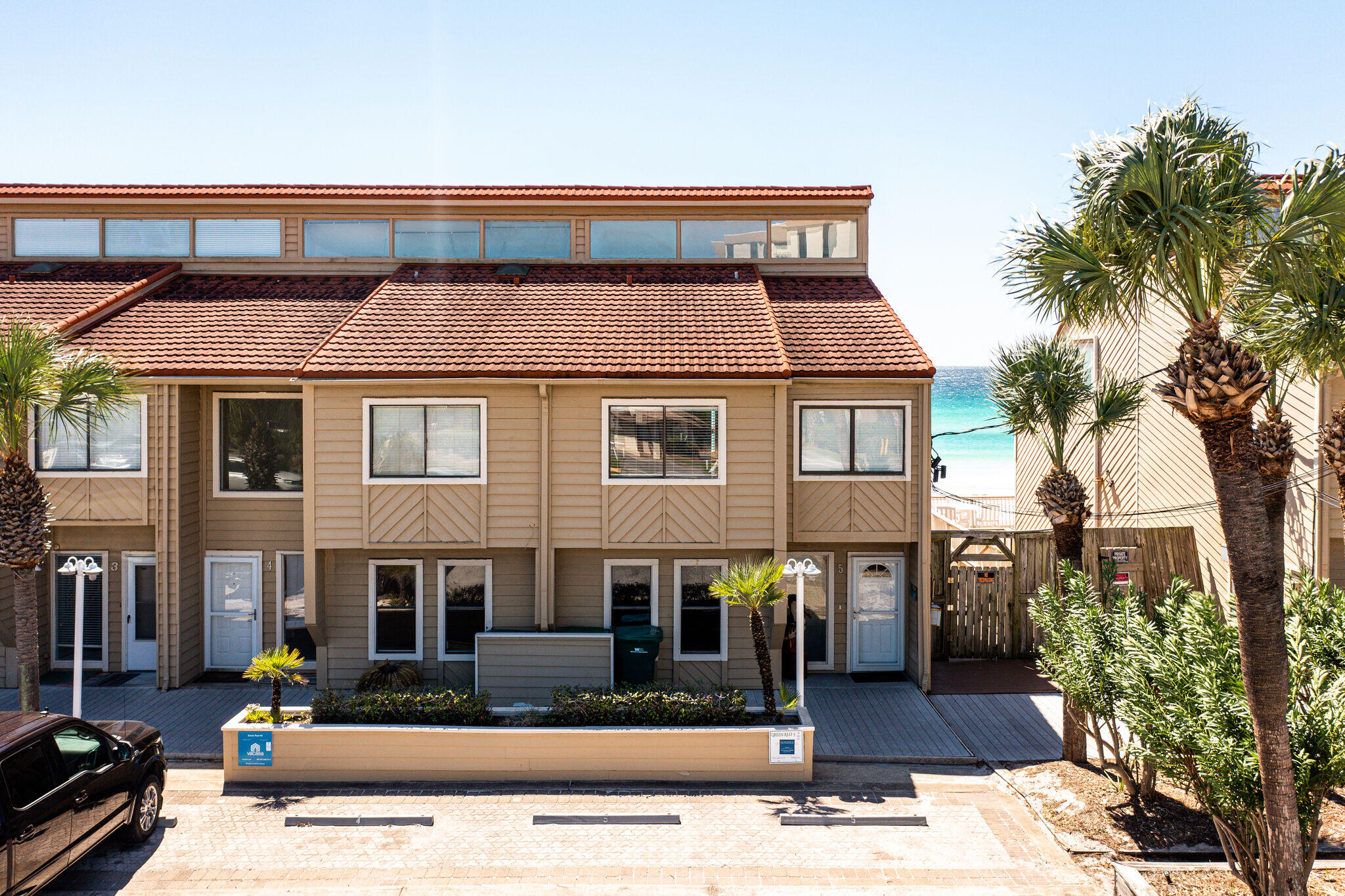 GREENREEF T/H - Residential