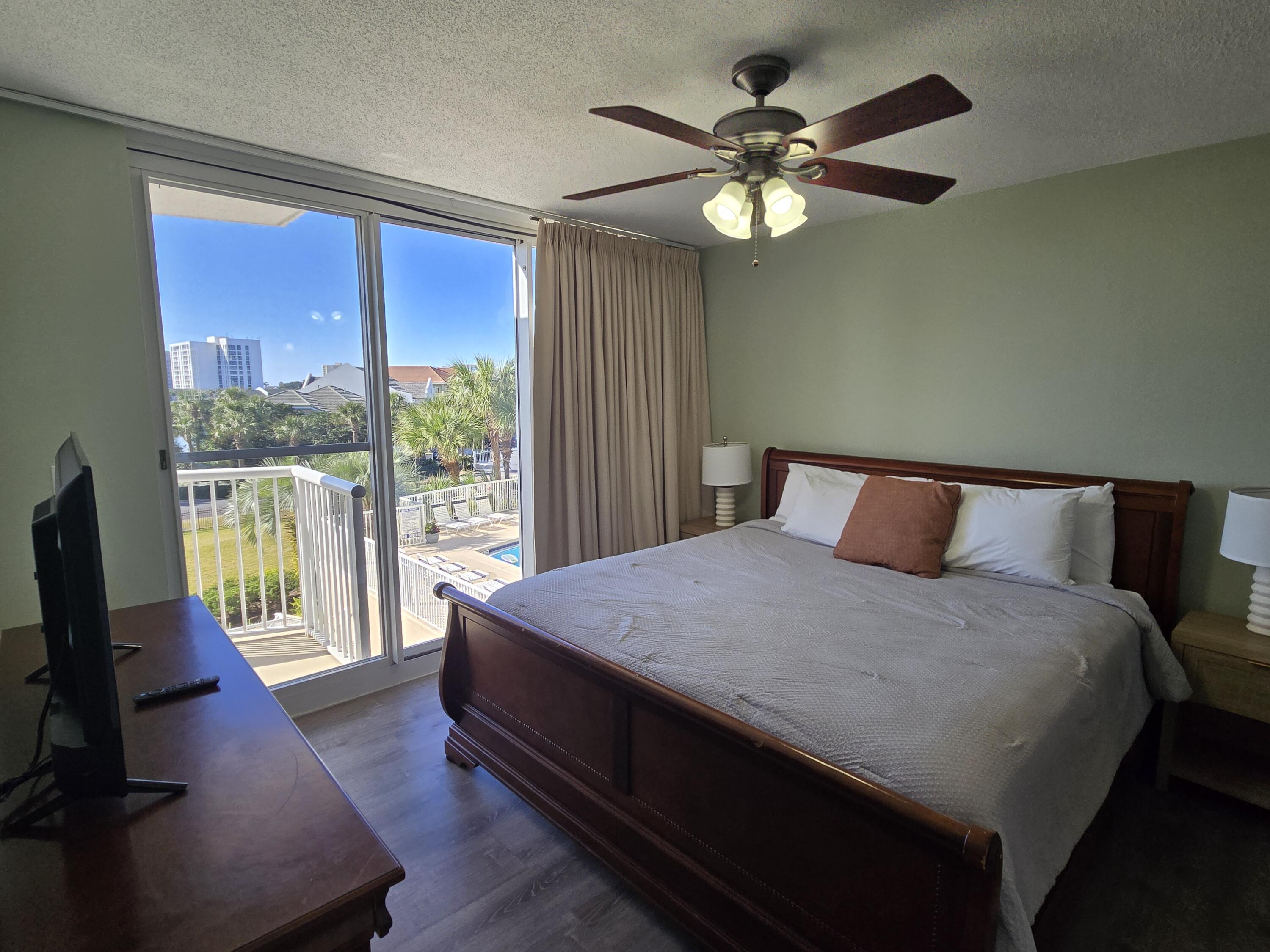 EMERALD COAST CONDO - Residential Lease