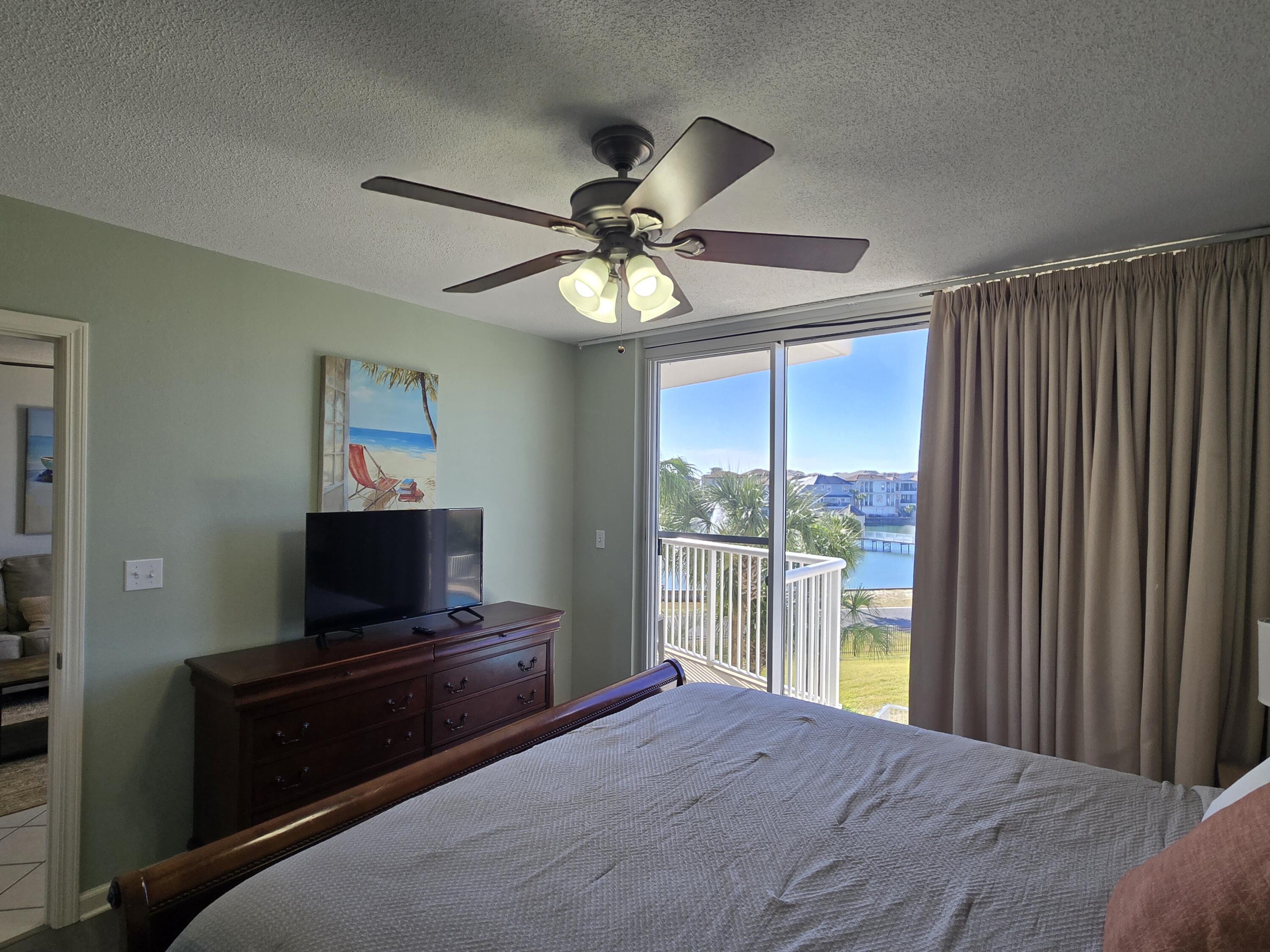 EMERALD COAST CONDO - Residential Lease