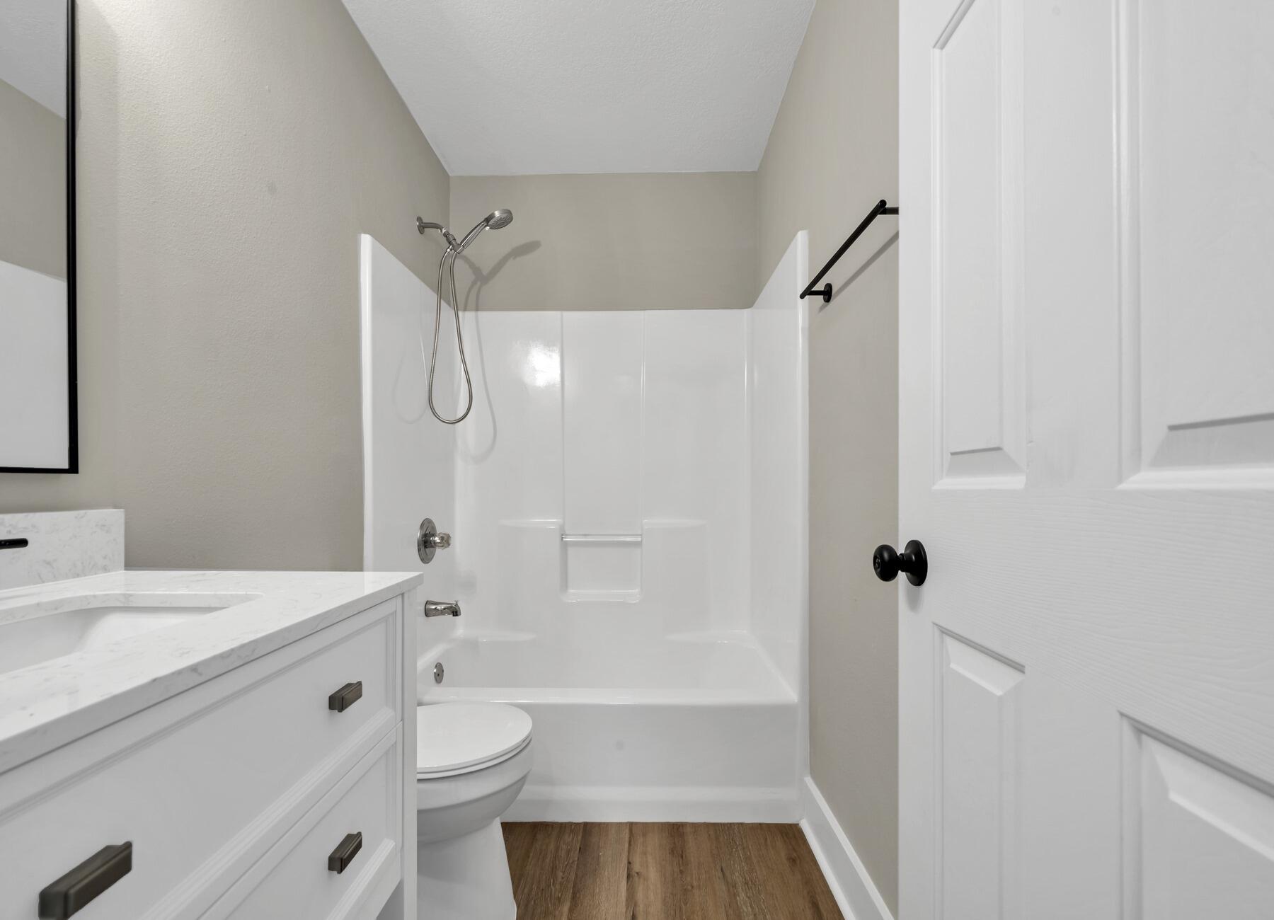 TIGER LAKE - Residential