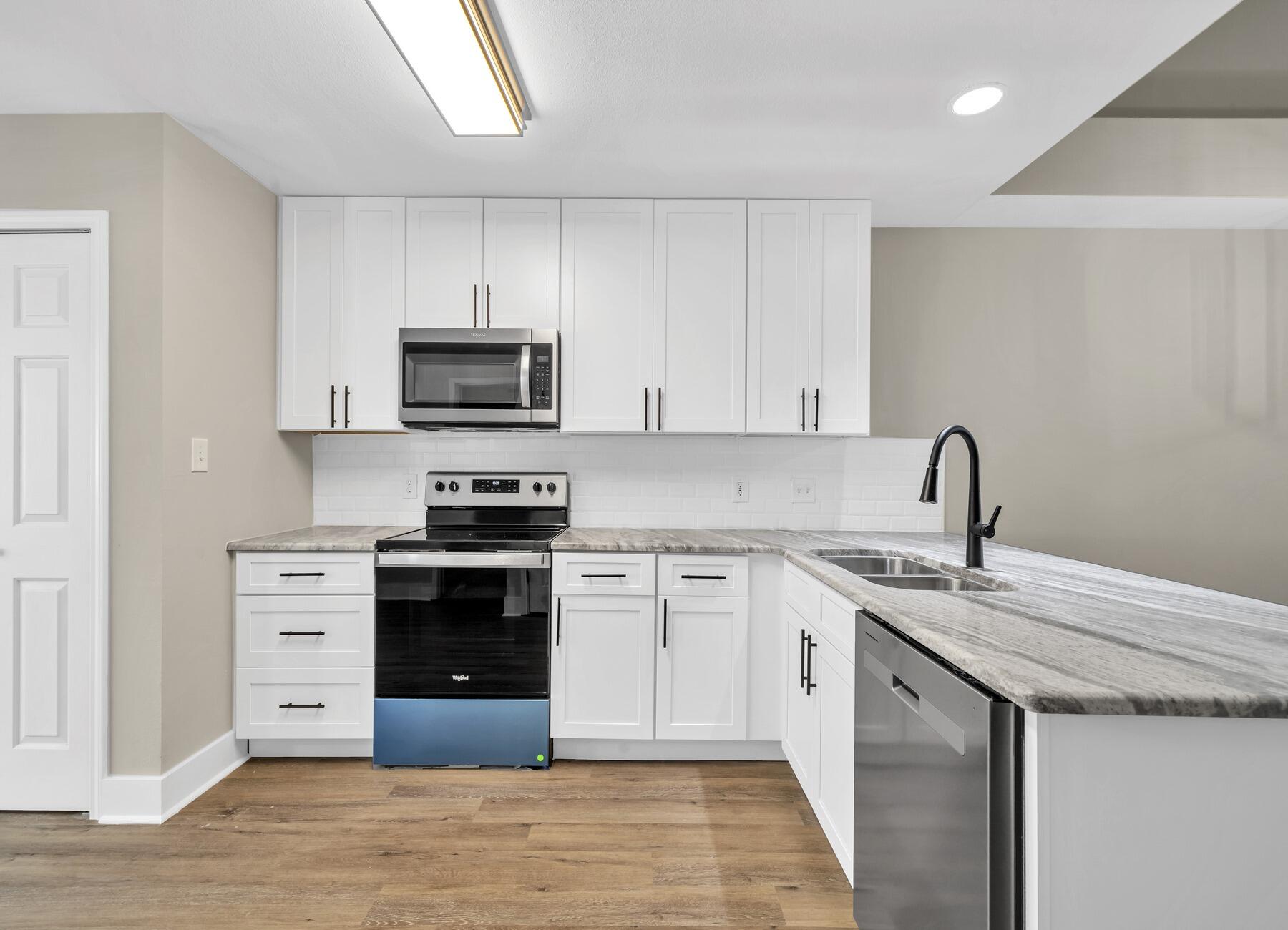 TIGER LAKE - Residential