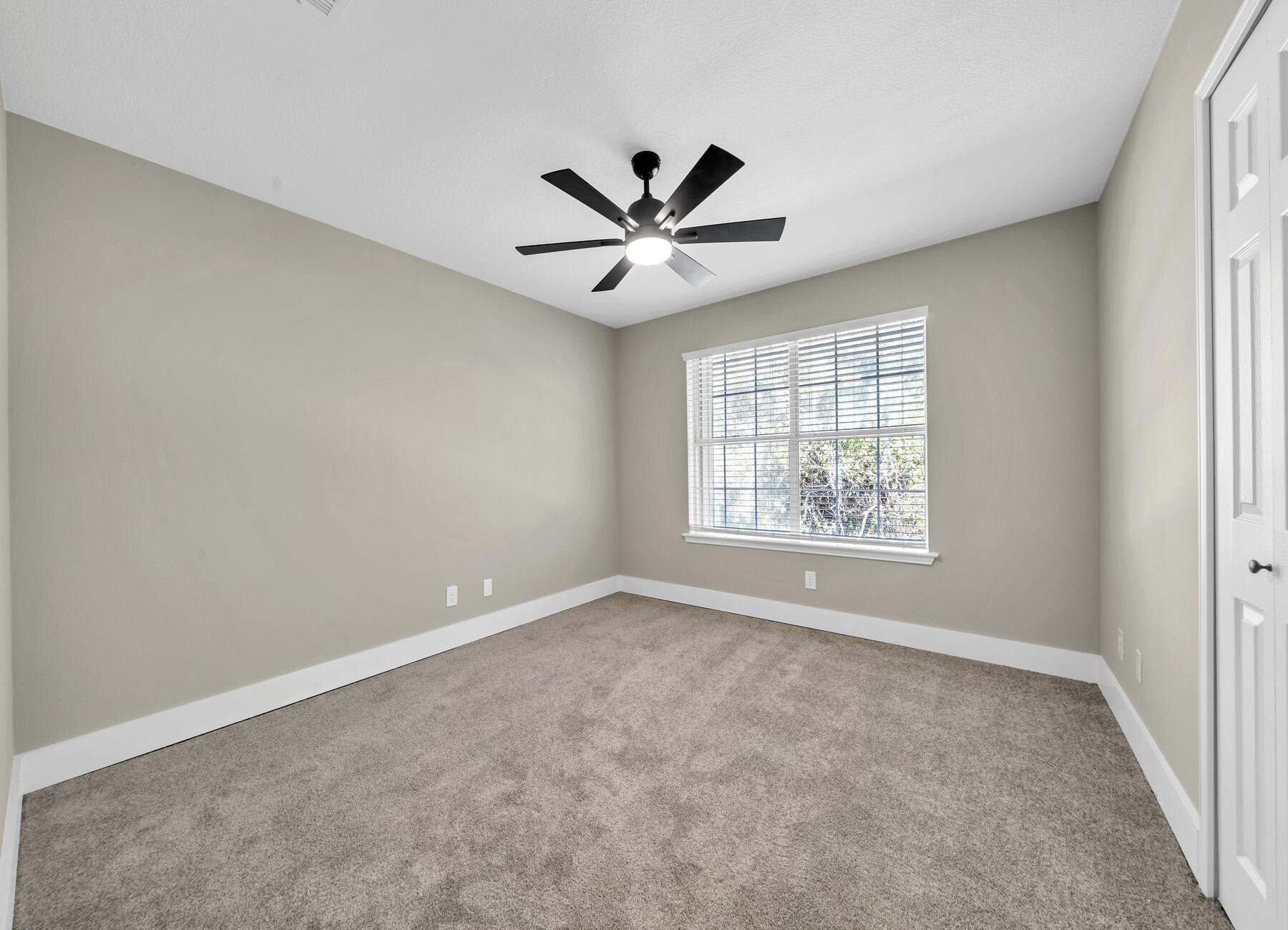 TIGER LAKE - Residential