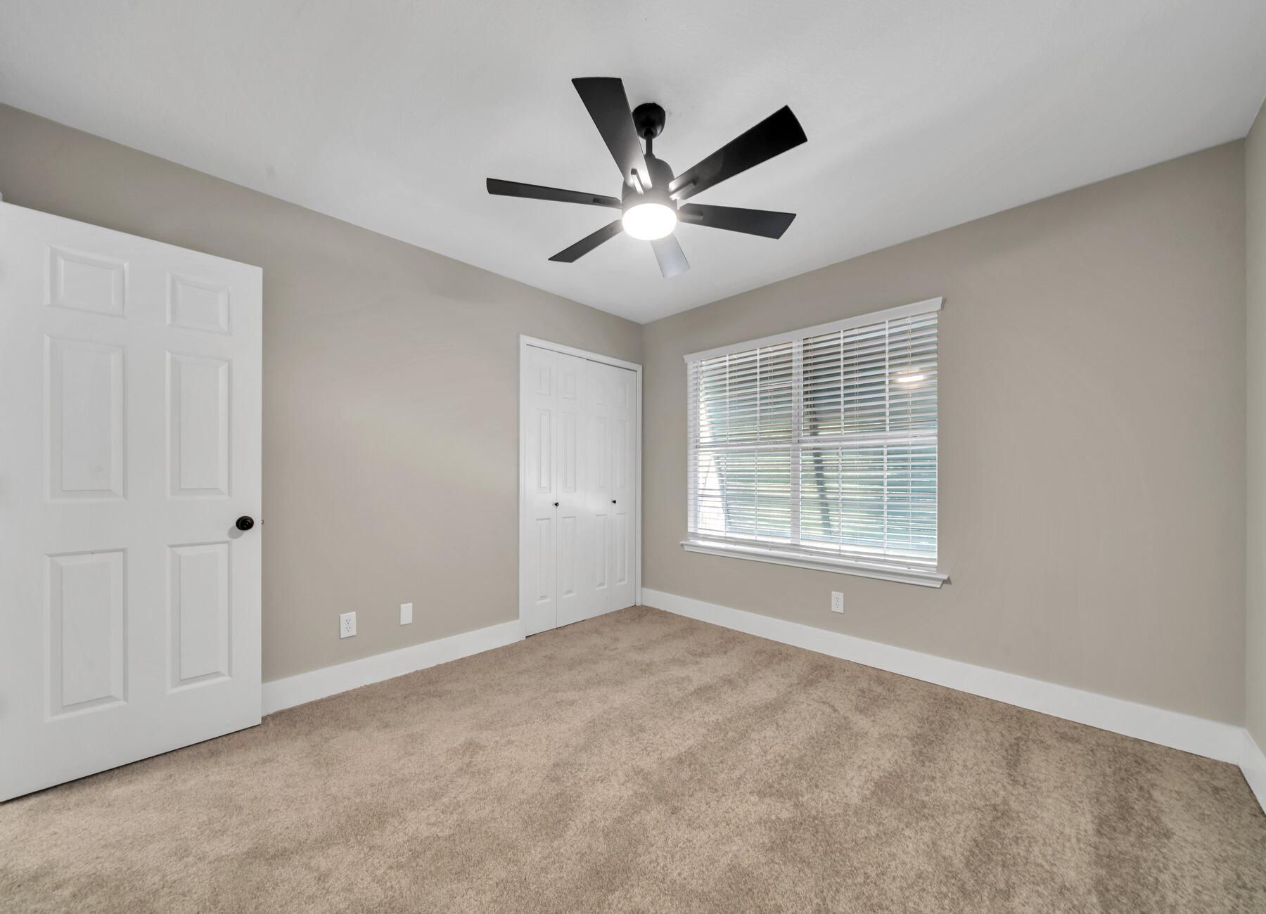 TIGER LAKE - Residential